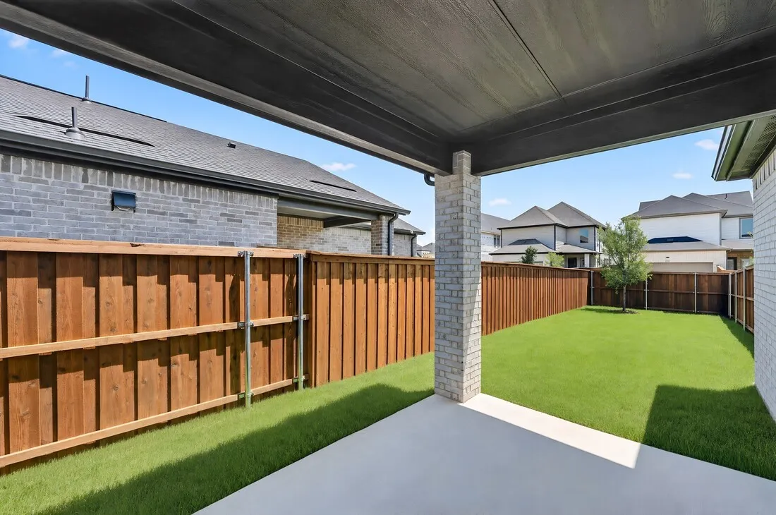 1113 Beebalm Mews ~ Ready Now!