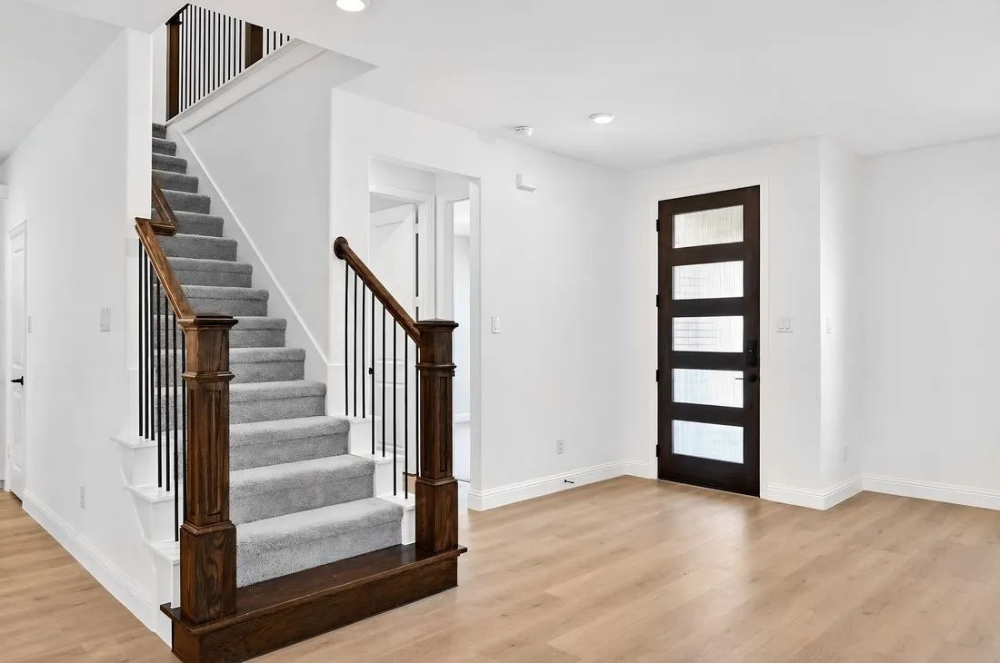 1113 Beebalm Mews ~ Ready Now!