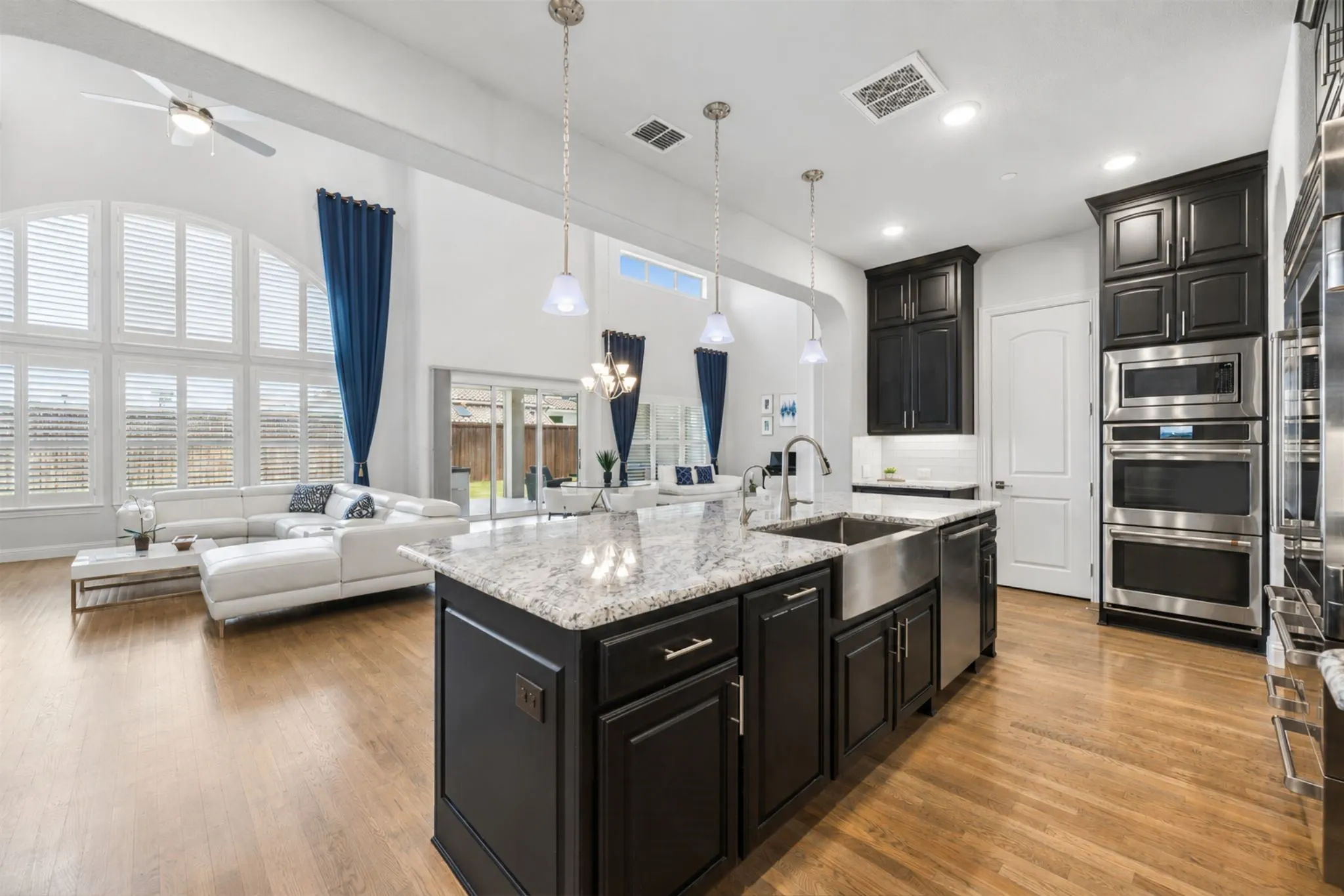 Single Family Residence For Sale in Collin County , 13590 Tim Tam Circle, Frisco, Texas 75035, 5 Bedroom, 6 Bathroom, 3 Garage spaces, 5,547 Sqft, built in 2020, mls#21288024, Real Estate Agent in Frisco, Homes For Sale in Collin county, Homes For Sale in Frisco, Realtor in Frisco Texas, Real Estate Brokerage Independent Realty Texas, Luminita Cordes Realtor