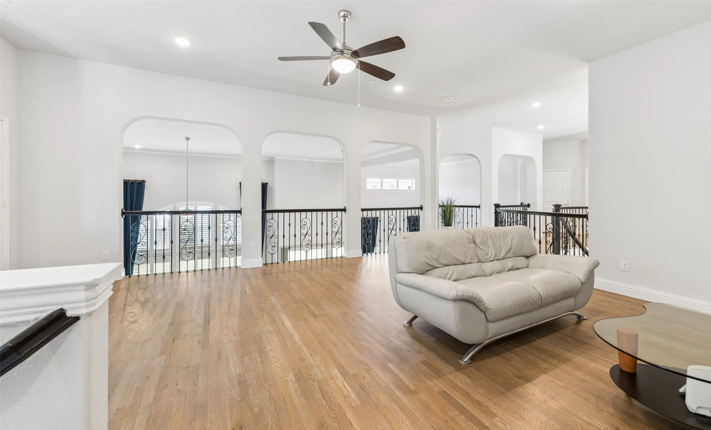 Single Family Residence For Sale in Collin County , 13590 Tim Tam Circle, Frisco, Texas 75035, 5 Bedroom, 6 Bathroom, 3 Garage spaces, 5,547 Sqft, built in 2020, mls#21288024, Real Estate Agent in Frisco, Homes For Sale in Collin county, Homes For Sale in Frisco, Realtor in Frisco Texas, Real Estate Brokerage Independent Realty Texas, Luminita Cordes Realtor