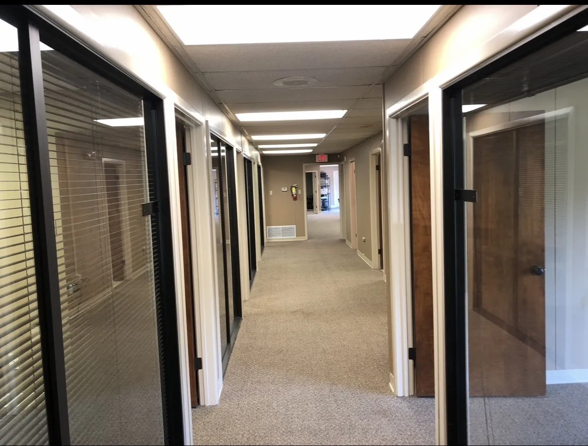 Office For Rent in Hopkins County , 903 Interstate Highway 30 E, Sulphur Springs, Texas 75482, 0, 0, Garage spaces, 8,378 Sqft, built in 1980, Price $900, mls#21290745, Real Estate Agent in Sulphur Springs, Homes For Rent in Hopkins county, Homes For Rent in Sulphur Springs, Realtor in Sulphur Springs Texas, Real Estate Brokerage Independent Realty Texas, Luminita Cordes Realtor
