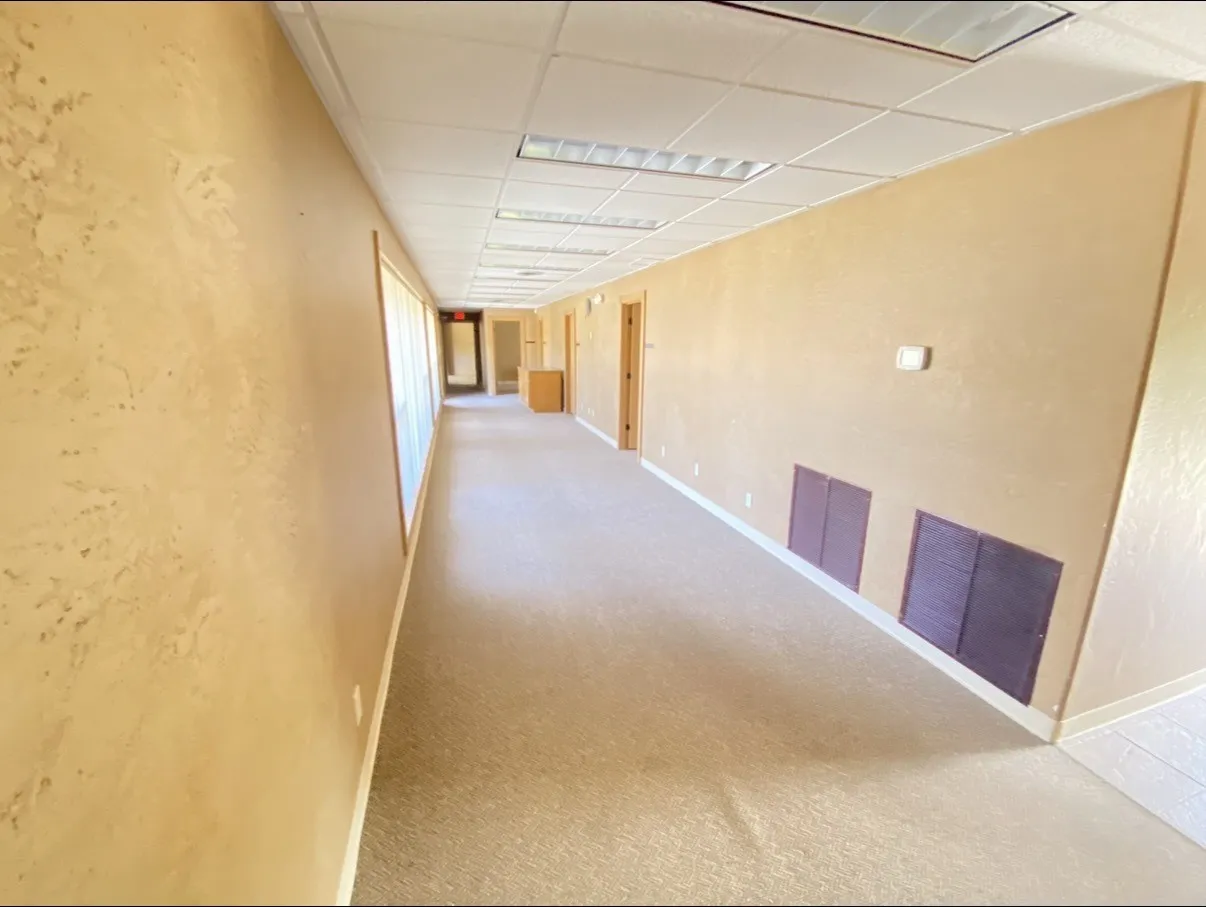 Office For Rent in Hopkins County , 903 Interstate Highway 30 E, Sulphur Springs, Texas 75482, 0, 0, Garage spaces, 8,378 Sqft, built in 1980, Price $900, mls#21290745, Real Estate Agent in Sulphur Springs, Homes For Rent in Hopkins county, Homes For Rent in Sulphur Springs, Realtor in Sulphur Springs Texas, Real Estate Brokerage Independent Realty Texas, Luminita Cordes Realtor