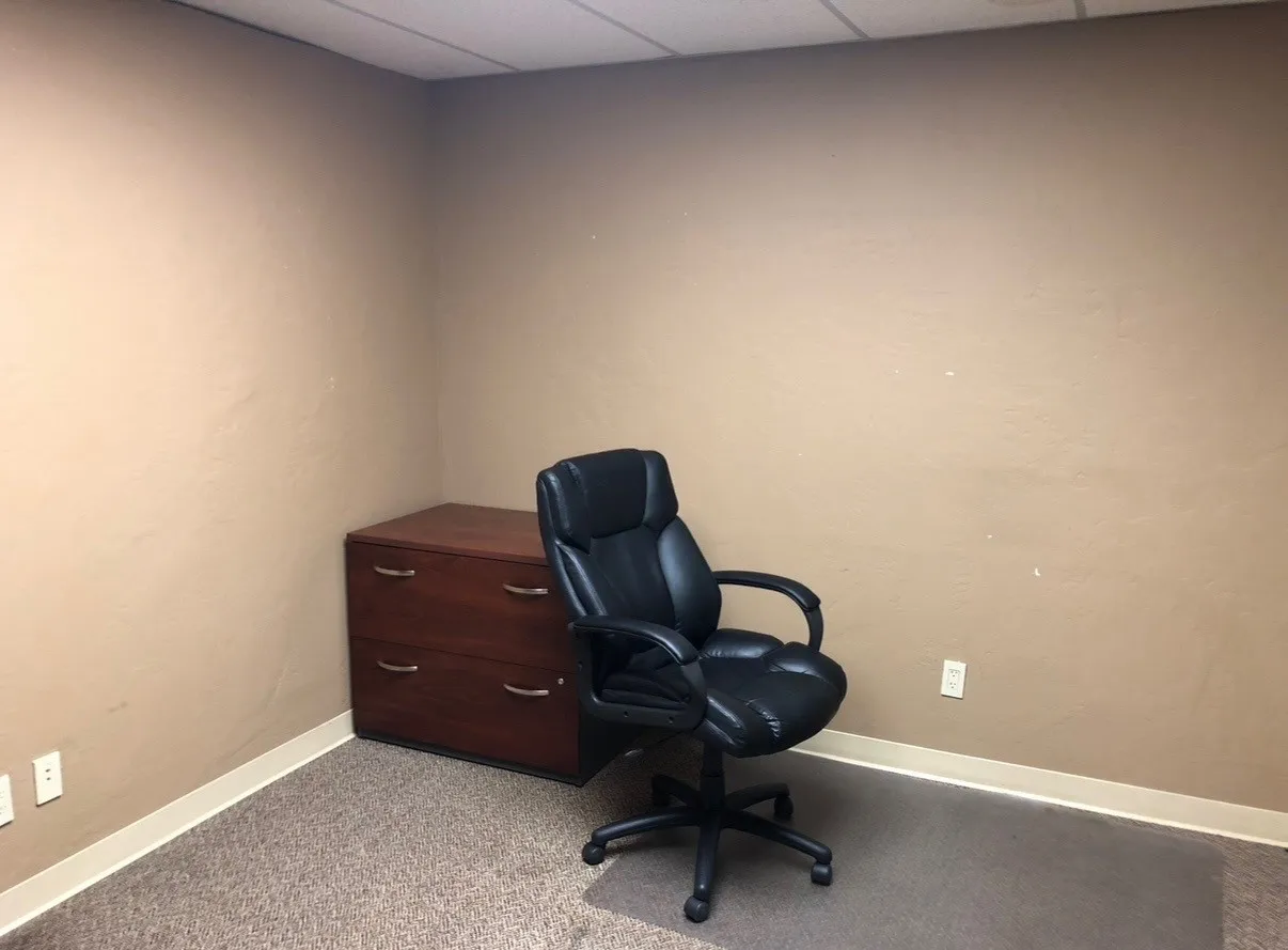 Office For Rent in Hopkins County , 903 Interstate Highway 30 E, Sulphur Springs, Texas 75482, 0, 0, Garage spaces, 0 Sqft, built in 1980, Price $550, mls#21291159, Real Estate Agent in Sulphur Springs, Homes For Rent in Hopkins county, Homes For Rent in Sulphur Springs, Realtor in Sulphur Springs Texas, Real Estate Brokerage Independent Realty Texas, Luminita Cordes Realtor