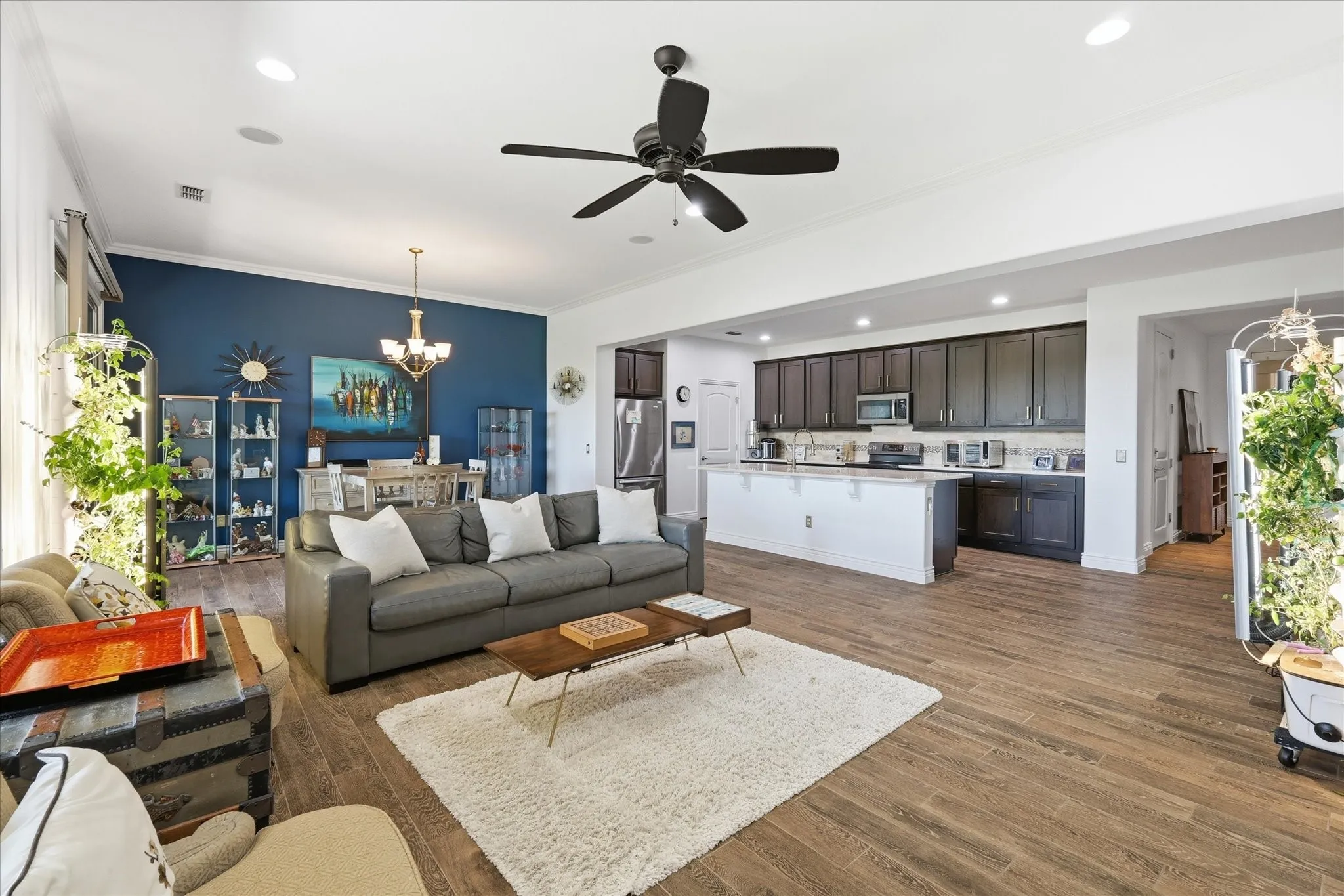 Single Family Residence For Sale in Denton County , 10121 Obsidian Drive, Denton, Texas 76207, 2 Bedroom, 2 Bathroom, 2 Garage spaces, 1,741 Sqft, built in 2016, mls#21274489, Real Estate Agent in Denton, Homes For Sale in Denton county, Homes For Sale in Denton, Realtor in Denton Texas, Real Estate Brokerage Independent Realty Texas, Luminita Cordes Realtor