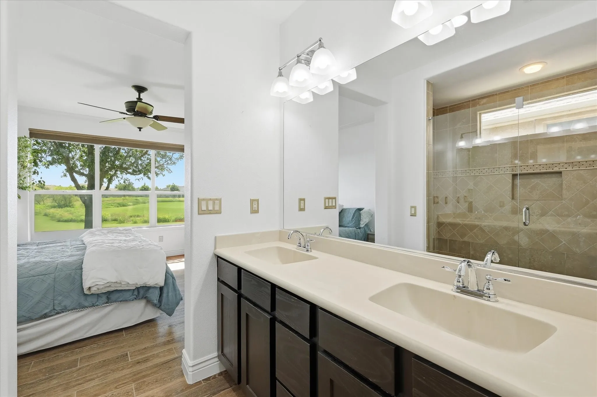Single Family Residence For Sale in Denton County , 10121 Obsidian Drive, Denton, Texas 76207, 2 Bedroom, 2 Bathroom, 2 Garage spaces, 1,741 Sqft, built in 2016, mls#21274489, Real Estate Agent in Denton, Homes For Sale in Denton county, Homes For Sale in Denton, Realtor in Denton Texas, Real Estate Brokerage Independent Realty Texas, Luminita Cordes Realtor
