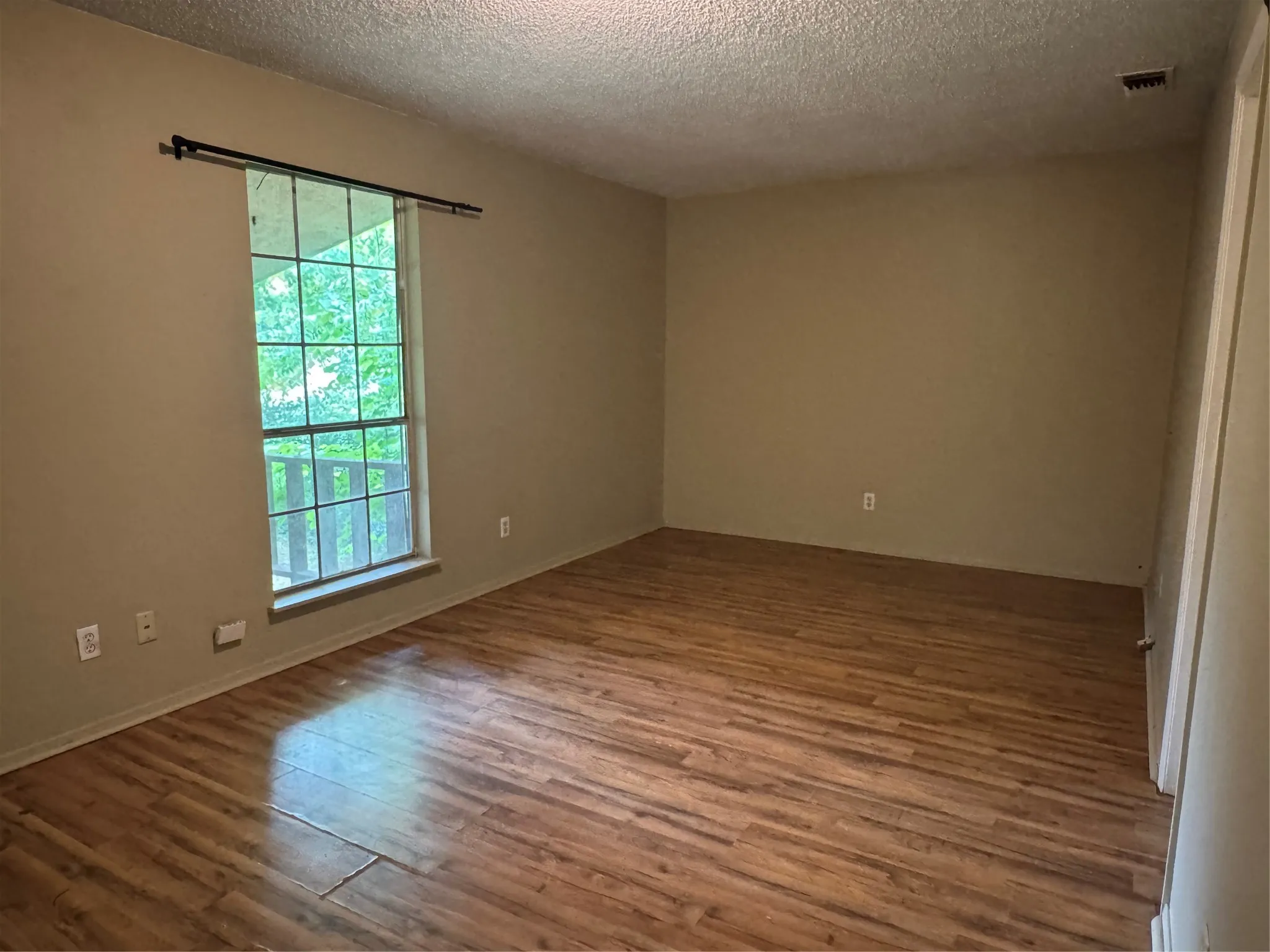 Hotel/Motel For Sale in Upshur County , 212 N Mimosa, Ore City, Texas 75683, 0, 0, Garage spaces, 0 Sqft, built in 1984, mls#21291420, Real Estate Agent in Ore City, Homes For Sale in Upshur county, Homes For Sale in Ore City, Realtor in Ore City Texas, Real Estate Brokerage Independent Realty Texas, Luminita Cordes Realtor