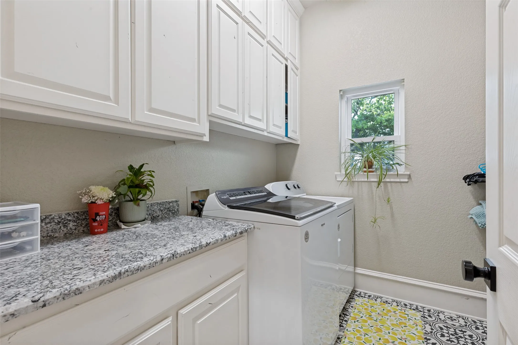 Farm For Sale in Wise County , 1148 County Road 1591, Alvord, Texas 76225, 4 Bedroom, 5 Bathroom, 3 Garage spaces, 4,600 Sqft, built in 2000, mls#21287264, Real Estate Agent in Alvord, Homes For Sale in Wise county, Homes For Sale in Alvord, Realtor in Alvord Texas, Real Estate Brokerage Independent Realty Texas, Luminita Cordes Realtor