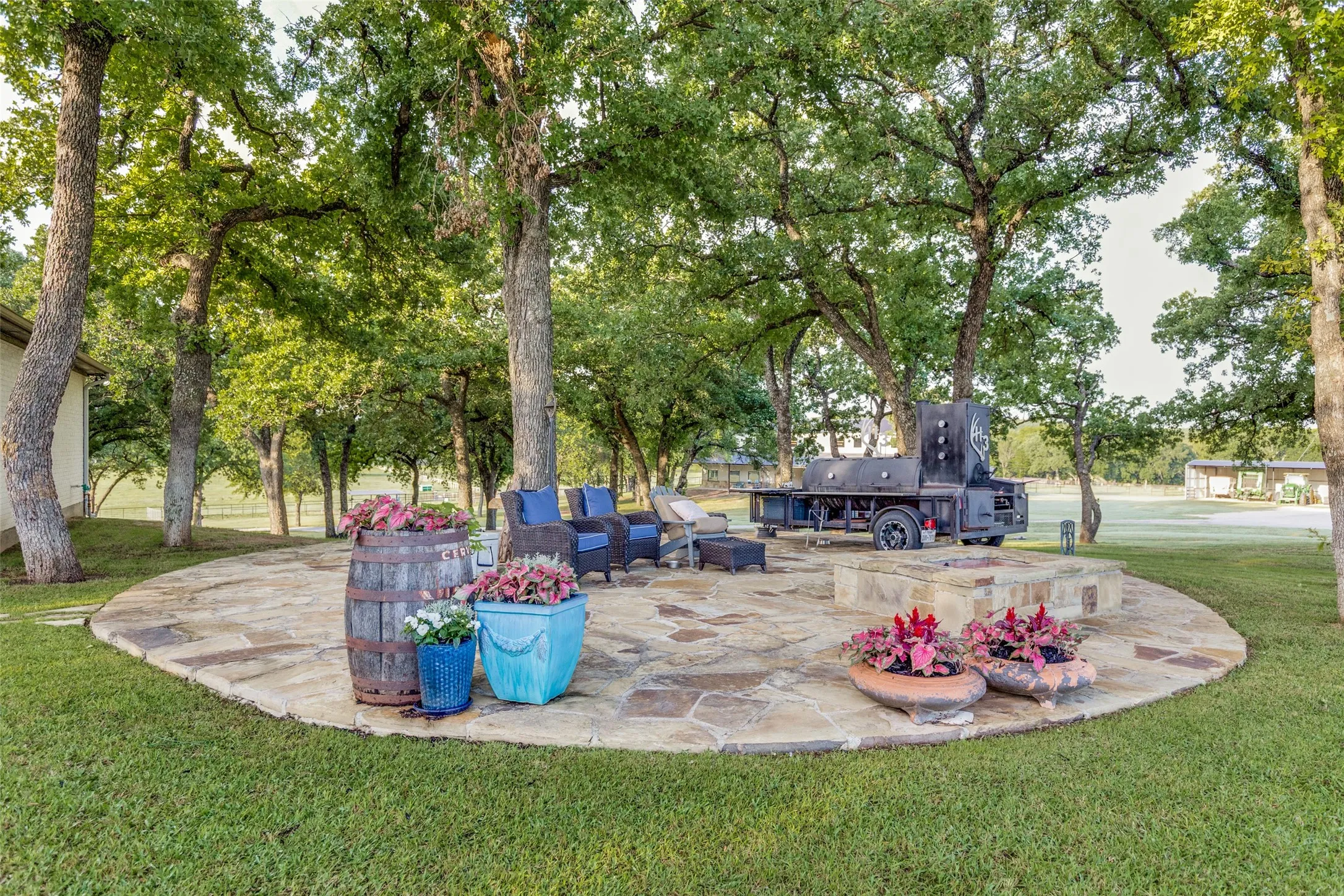 Farm For Sale in Wise County , 1148 County Road 1591, Alvord, Texas 76225, 4 Bedroom, 5 Bathroom, 3 Garage spaces, 4,600 Sqft, built in 2000, mls#21287264, Real Estate Agent in Alvord, Homes For Sale in Wise county, Homes For Sale in Alvord, Realtor in Alvord Texas, Real Estate Brokerage Independent Realty Texas, Luminita Cordes Realtor