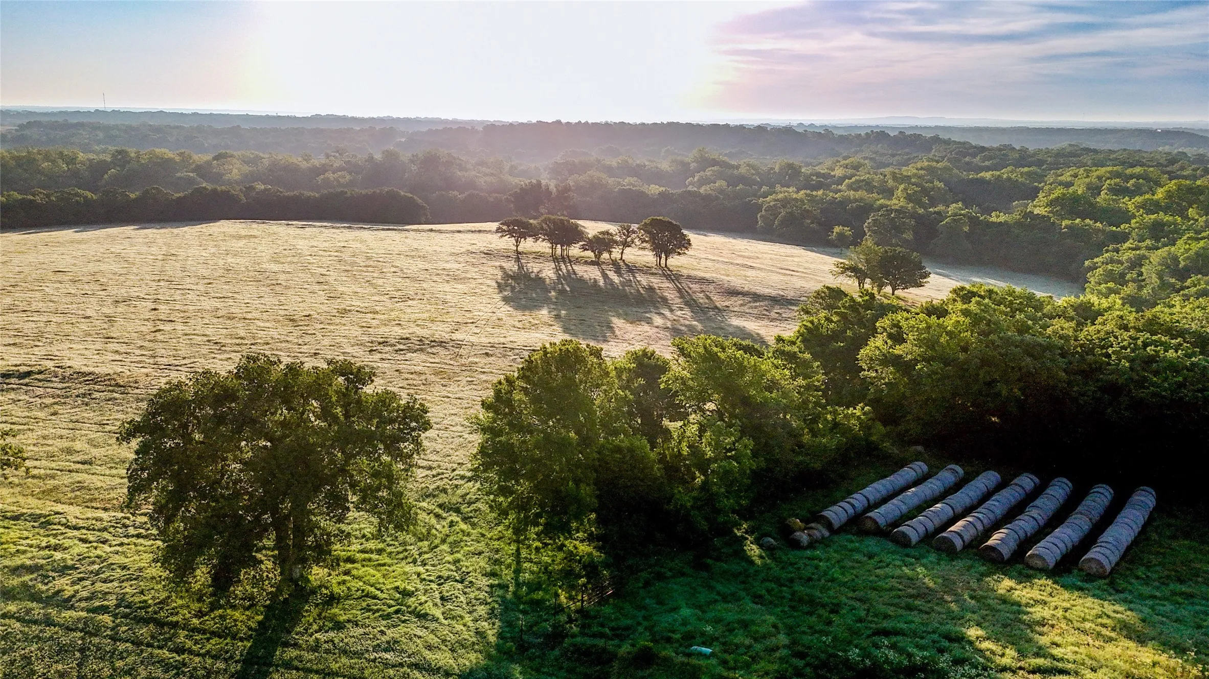 Farm For Sale in Wise County , 1148 County Road 1591, Alvord, Texas 76225, 4 Bedroom, 5 Bathroom, 3 Garage spaces, 4,600 Sqft, built in 2000, mls#21287264, Real Estate Agent in Alvord, Homes For Sale in Wise county, Homes For Sale in Alvord, Realtor in Alvord Texas, Real Estate Brokerage Independent Realty Texas, Luminita Cordes Realtor