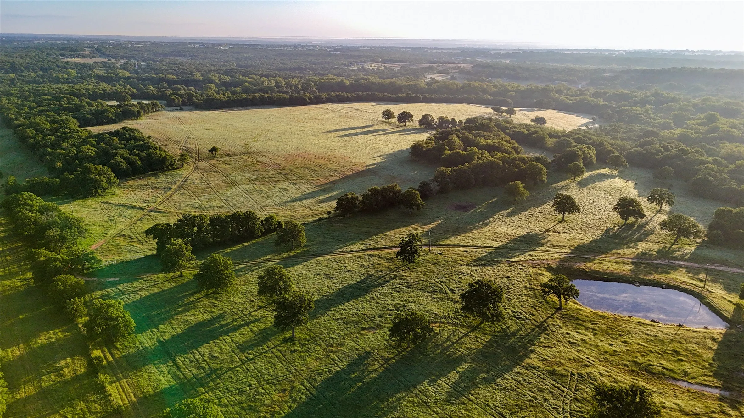 Farm For Sale in Wise County , 1148 County Road 1591, Alvord, Texas 76225, 4 Bedroom, 5 Bathroom, 3 Garage spaces, 4,600 Sqft, built in 2000, mls#21287264, Real Estate Agent in Alvord, Homes For Sale in Wise county, Homes For Sale in Alvord, Realtor in Alvord Texas, Real Estate Brokerage Independent Realty Texas, Luminita Cordes Realtor
