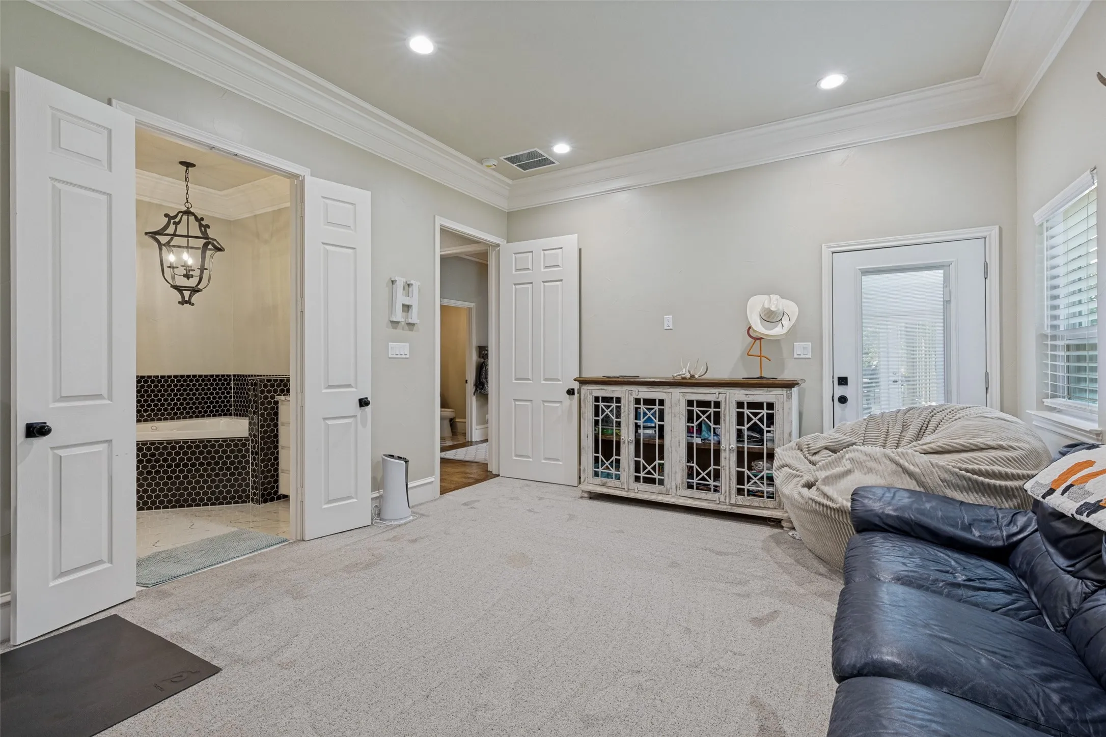 Farm For Sale in Wise County , 1148 County Road 1591, Alvord, Texas 76225, 4 Bedroom, 5 Bathroom, 3 Garage spaces, 4,600 Sqft, built in 2000, mls#21287264, Real Estate Agent in Alvord, Homes For Sale in Wise county, Homes For Sale in Alvord, Realtor in Alvord Texas, Real Estate Brokerage Independent Realty Texas, Luminita Cordes Realtor