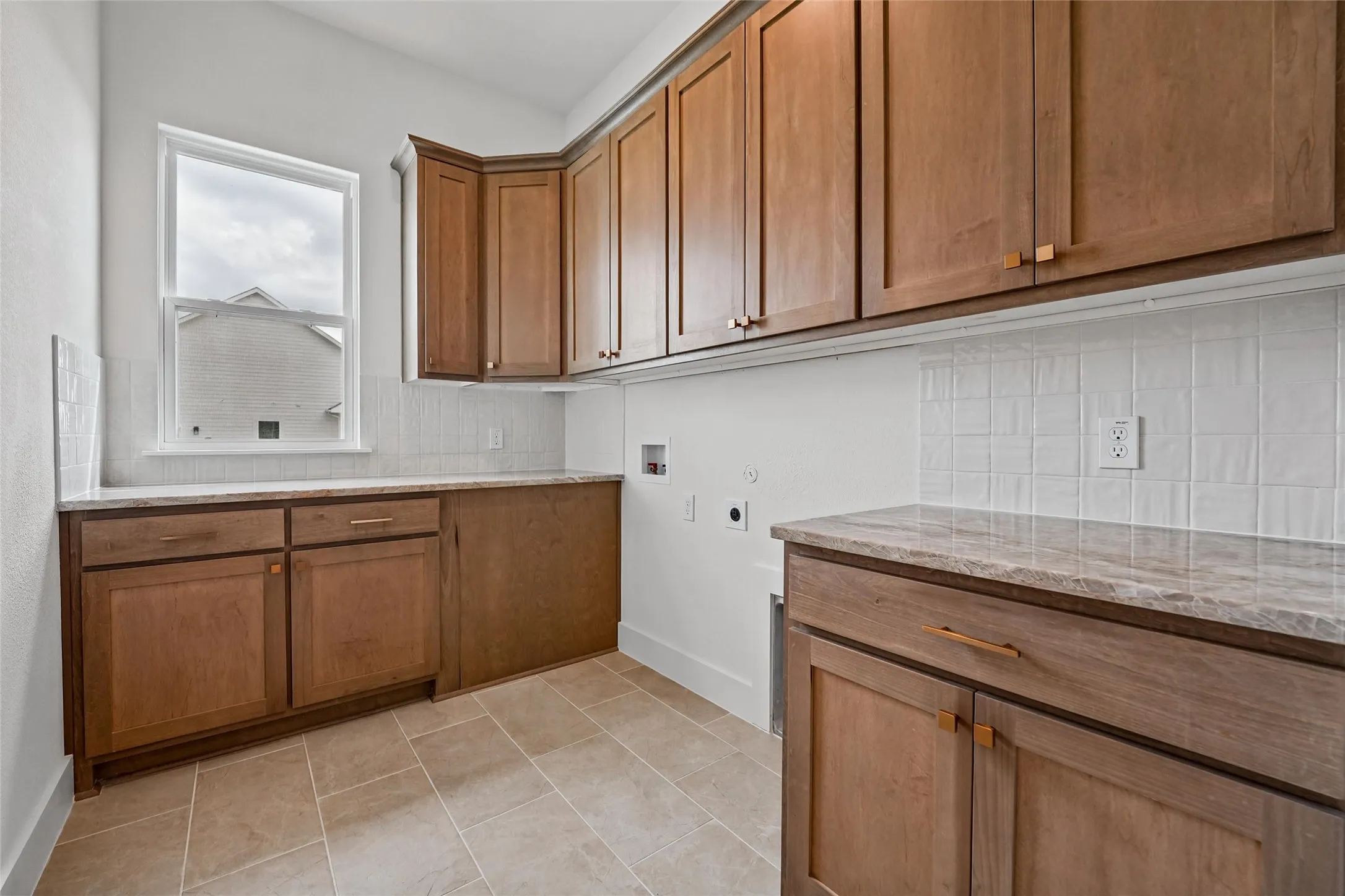 Single Family Residence For Sale in Denton County , 12417 Hornfels Drive, Krum, Texas 76249, 4 Bedroom, 3 Bathroom, 3 Garage spaces, 3,105 Sqft, built in 2026, mls#21289419, Real Estate Agent in Krum, Homes For Sale in Denton county, Homes For Sale in Krum, Realtor in Krum Texas, Real Estate Brokerage Independent Realty Texas, Luminita Cordes Realtor