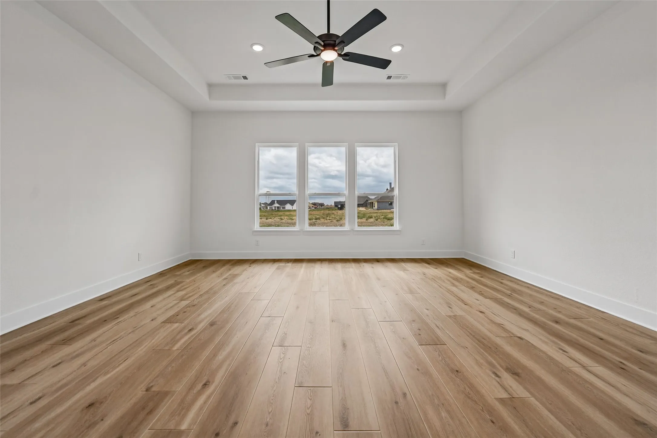 Single Family Residence For Sale in Denton County , 12417 Hornfels Drive, Krum, Texas 76249, 4 Bedroom, 3 Bathroom, 3 Garage spaces, 3,105 Sqft, built in 2026, mls#21289419, Real Estate Agent in Krum, Homes For Sale in Denton county, Homes For Sale in Krum, Realtor in Krum Texas, Real Estate Brokerage Independent Realty Texas, Luminita Cordes Realtor