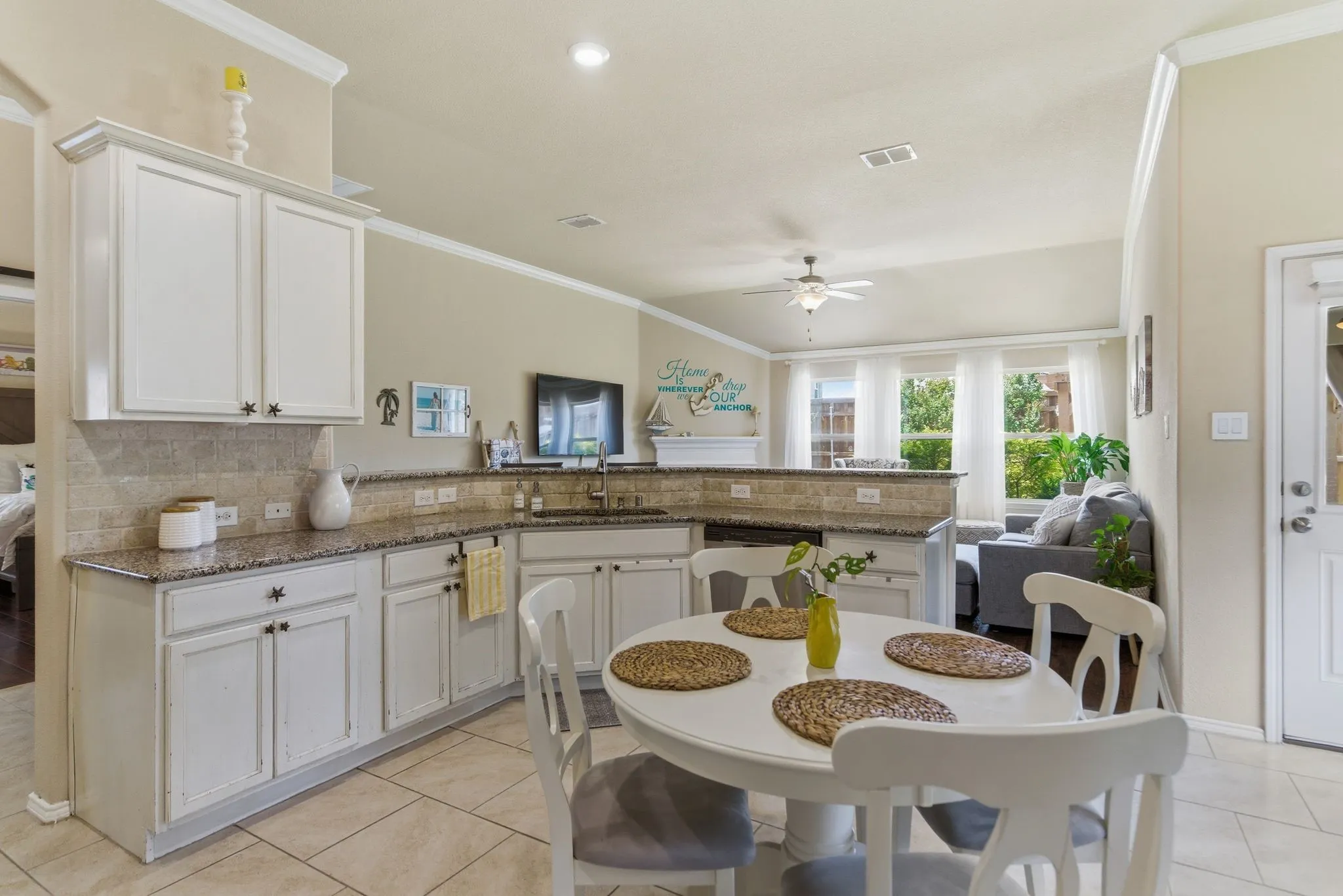 Single Family Residence For Sale in Denton County , 5100 Texana Drive, Frisco, Texas 75036, 4 Bedroom, 2 Bathroom, 2 Garage spaces, 1,999 Sqft, built in 2016, mls#21288793, Real Estate Agent in Frisco, Homes For Sale in Denton county, Homes For Sale in Frisco, Realtor in Frisco Texas, Real Estate Brokerage Independent Realty Texas, Luminita Cordes Realtor