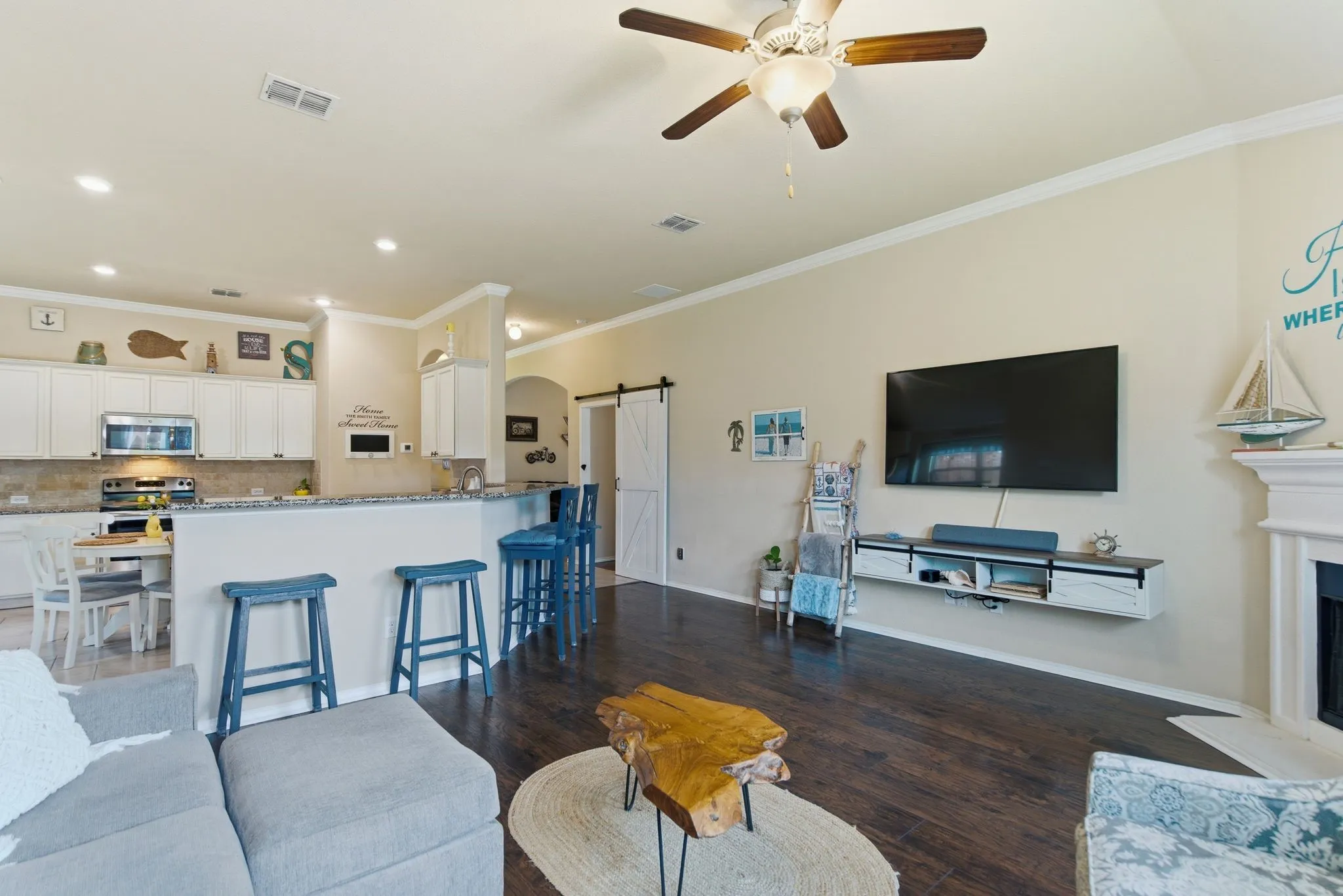 Single Family Residence For Sale in Denton County , 5100 Texana Drive, Frisco, Texas 75036, 4 Bedroom, 2 Bathroom, 2 Garage spaces, 1,999 Sqft, built in 2016, mls#21288793, Real Estate Agent in Frisco, Homes For Sale in Denton county, Homes For Sale in Frisco, Realtor in Frisco Texas, Real Estate Brokerage Independent Realty Texas, Luminita Cordes Realtor