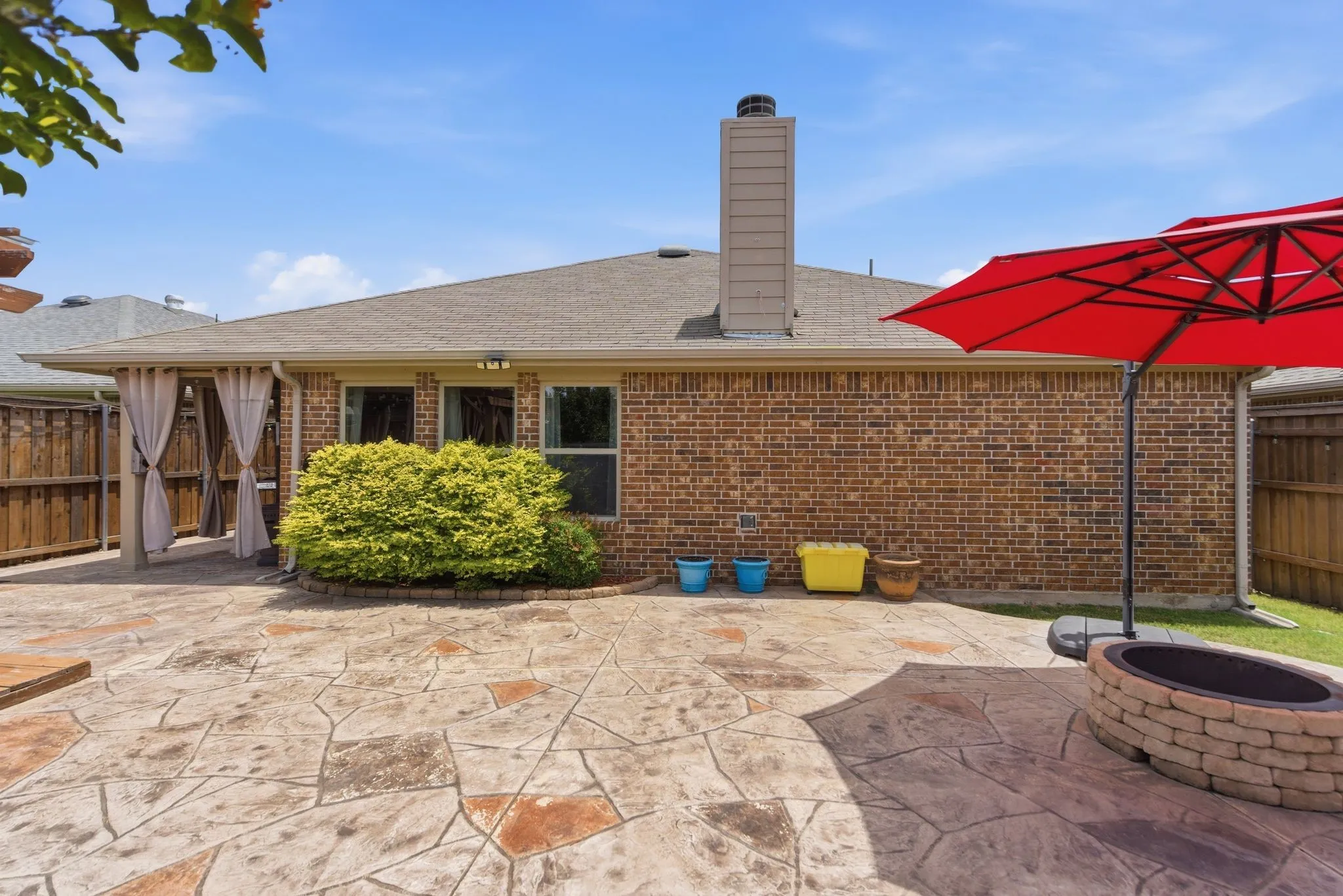 Single Family Residence For Sale in Denton County , 5100 Texana Drive, Frisco, Texas 75036, 4 Bedroom, 2 Bathroom, 2 Garage spaces, 1,999 Sqft, built in 2016, mls#21288793, Real Estate Agent in Frisco, Homes For Sale in Denton county, Homes For Sale in Frisco, Realtor in Frisco Texas, Real Estate Brokerage Independent Realty Texas, Luminita Cordes Realtor