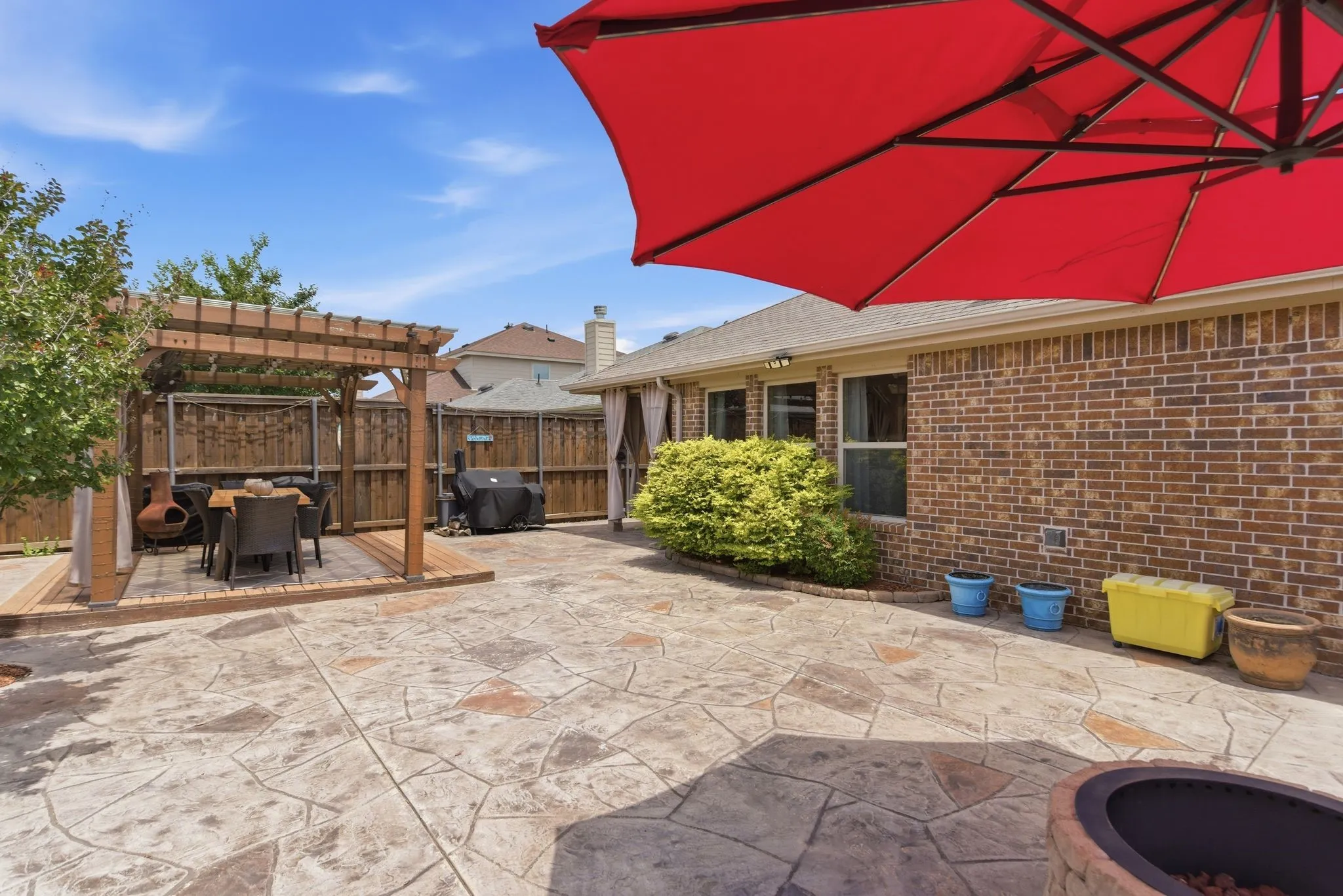 Single Family Residence For Sale in Denton County , 5100 Texana Drive, Frisco, Texas 75036, 4 Bedroom, 2 Bathroom, 2 Garage spaces, 1,999 Sqft, built in 2016, mls#21288793, Real Estate Agent in Frisco, Homes For Sale in Denton county, Homes For Sale in Frisco, Realtor in Frisco Texas, Real Estate Brokerage Independent Realty Texas, Luminita Cordes Realtor