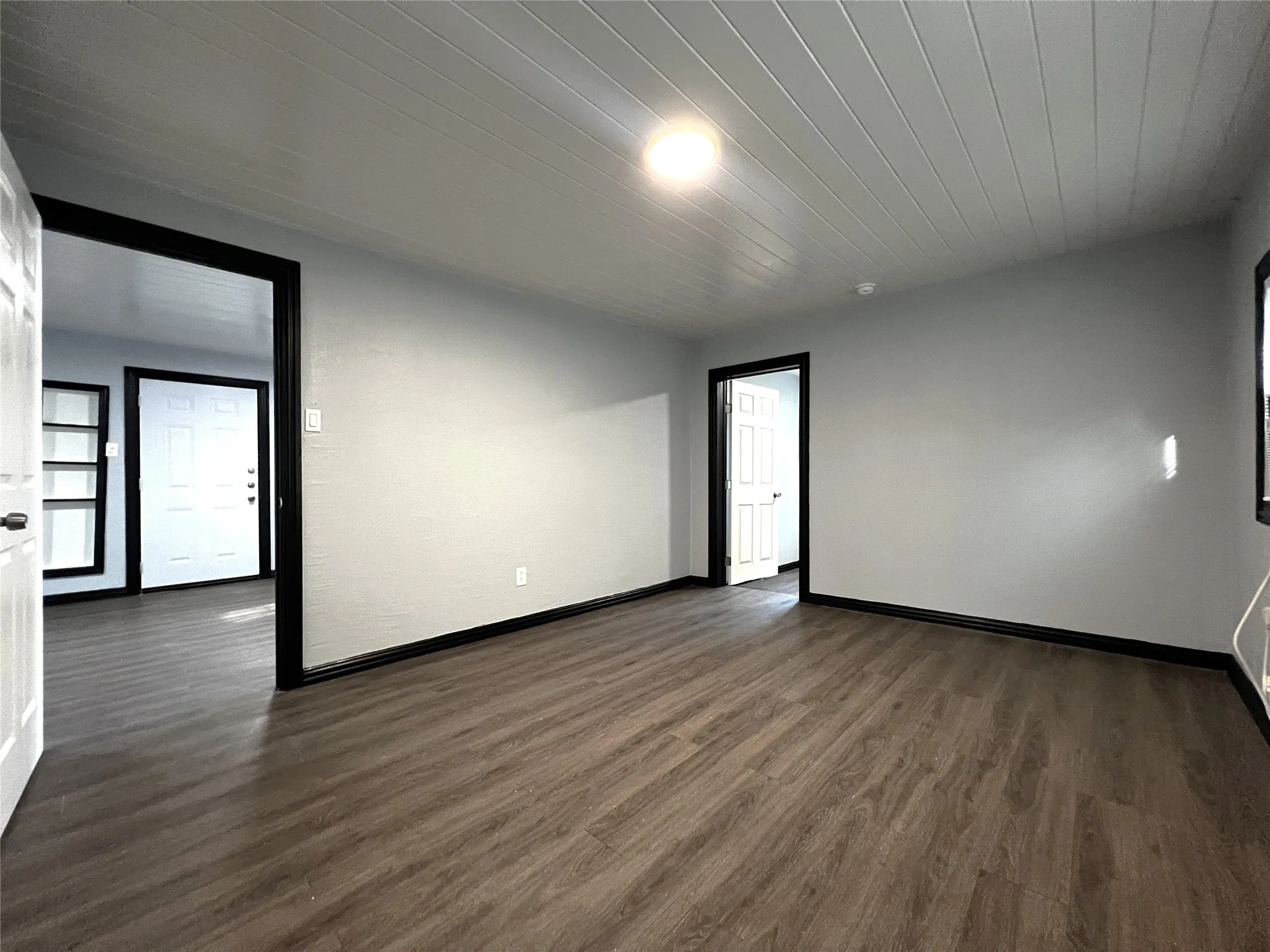 Single Family Residence For Rent in Tarrant County , 5205 Calloway Street B, Sansom Park, Texas 76114, 1 Bedroom, 1 Bathroom, Garage spaces, 576 Sqft, built in 1940, mls#21291444, Real Estate Agent in Sansom Park, Homes For Rent in Tarrant county, Homes For Rent in Sansom Park, Realtor in Sansom Park Texas, Real Estate Brokerage Independent Realty Texas, Luminita Cordes Realtor