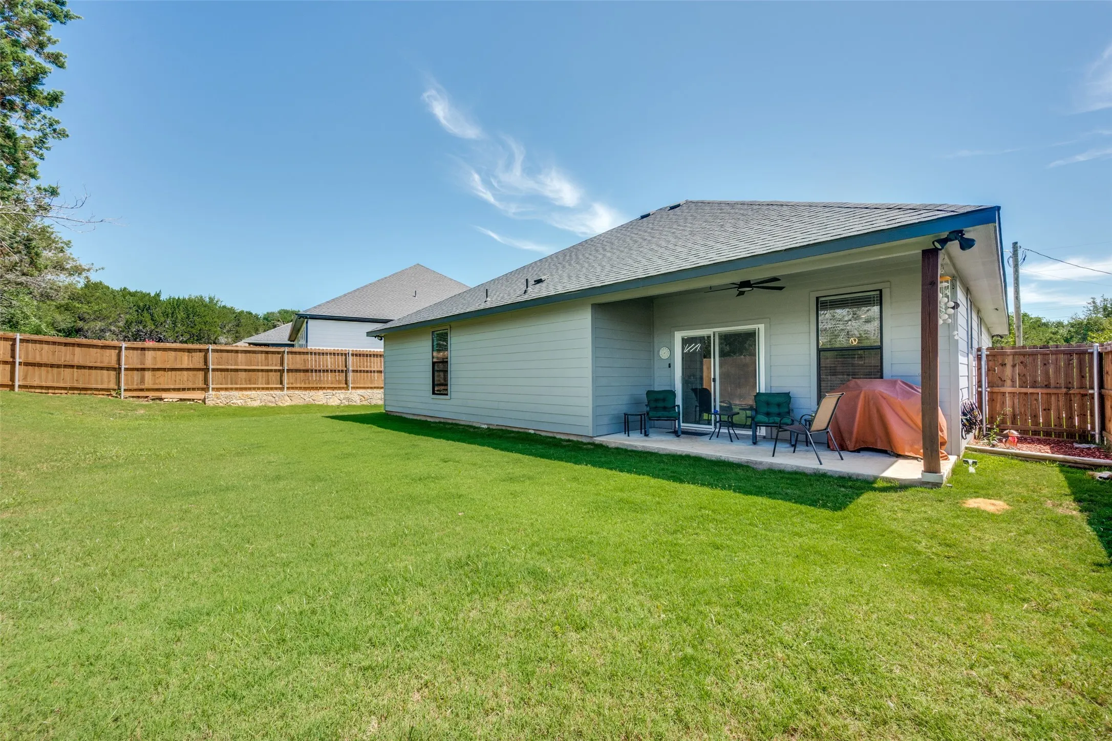 Single Family Residence For Sale in Hood County , 2404 Beverly Drive, Granbury, Texas 76048, 3 Bedroom, 2 Bathroom, 2 Garage spaces, 1,646 Sqft, built in 2023, mls#21287326, Real Estate Agent in Granbury, Homes For Sale in Hood county, Homes For Sale in Granbury, Realtor in Granbury Texas, Real Estate Brokerage Independent Realty Texas, Luminita Cordes Realtor