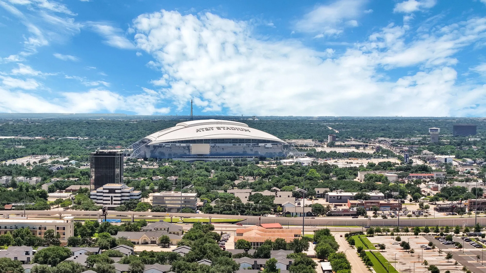 aerial view of the surrounding area of Arlington