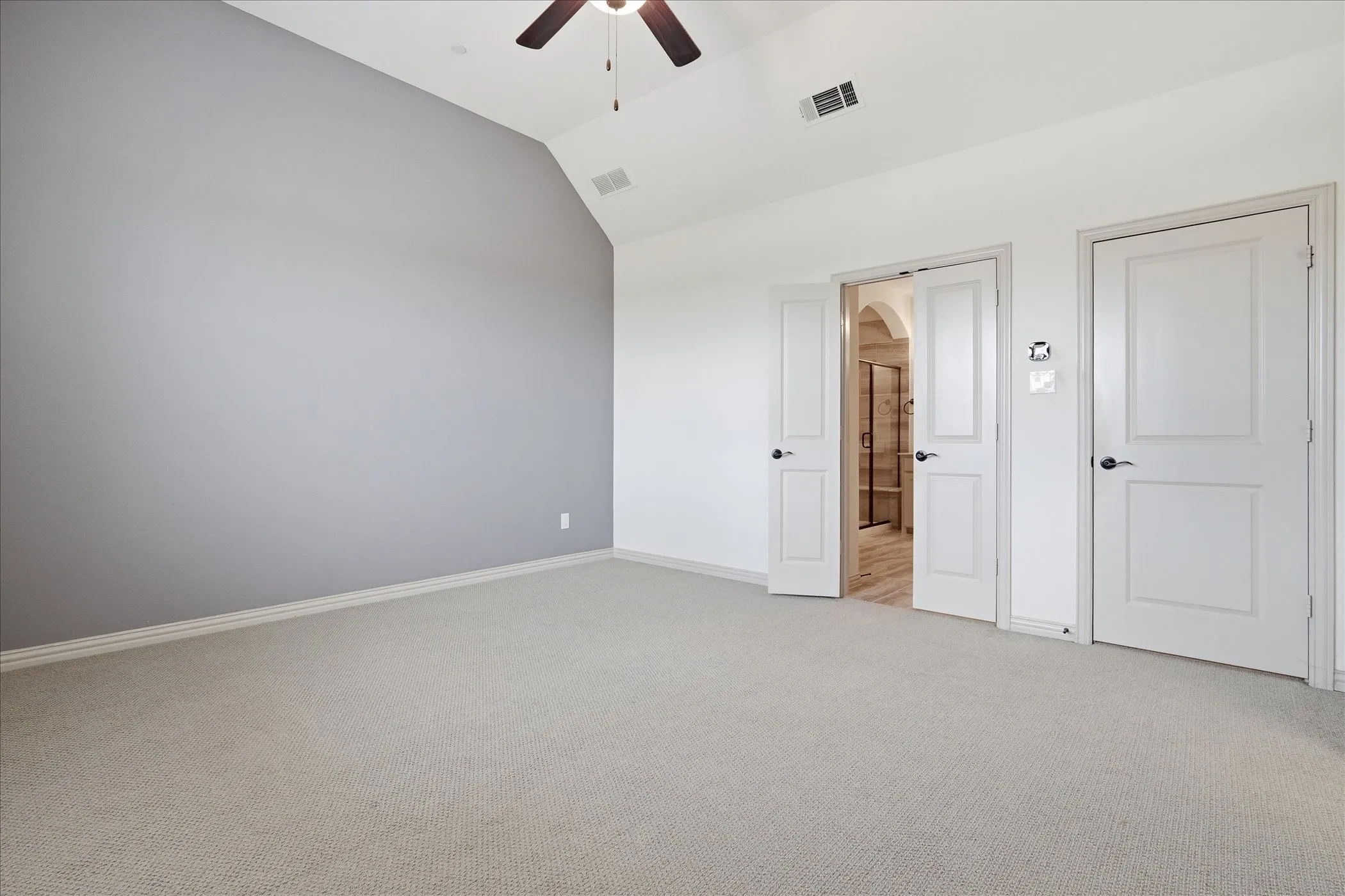 Townhouse For Sale in Collin County , 7004 Huckleberry Drive, Mc Kinney, Texas 75070, 2 Bedroom, 3 Bathroom, 2 Garage spaces, 1,526 Sqft, built in 2017, mls#21291170, Real Estate Agent in Mc Kinney, Homes For Sale in Collin county, Homes For Sale in Mc Kinney, Realtor in Mc Kinney Texas, Real Estate Brokerage Independent Realty Texas, Luminita Cordes Realtor