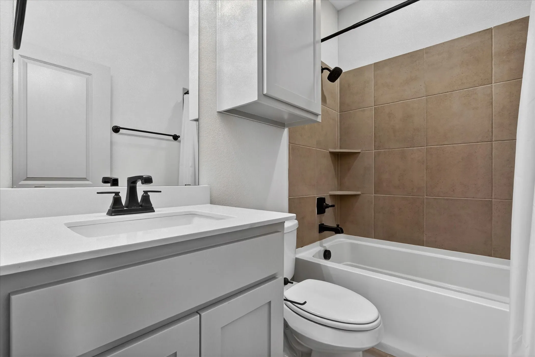 Townhouse For Sale in Collin County , 7004 Huckleberry Drive, Mc Kinney, Texas 75070, 2 Bedroom, 3 Bathroom, 2 Garage spaces, 1,526 Sqft, built in 2017, mls#21291170, Real Estate Agent in Mc Kinney, Homes For Sale in Collin county, Homes For Sale in Mc Kinney, Realtor in Mc Kinney Texas, Real Estate Brokerage Independent Realty Texas, Luminita Cordes Realtor