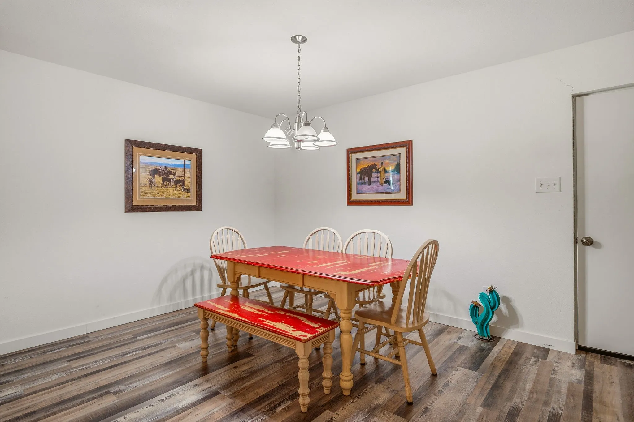 Single Family Residence For Sale in Erath County , 1015 County Road 134, Stephenville, Texas 76401, 3 Bedroom, 3 Bathroom, Garage spaces, 2,822 Sqft, built in 1999, Price $1,399,900, mls#21289998, Real Estate Agent in Stephenville, Homes For Sale in Erath county, Homes For Sale in Stephenville, Realtor in Stephenville Texas, Real Estate Brokerage Independent Realty Texas, Luminita Cordes Realtor