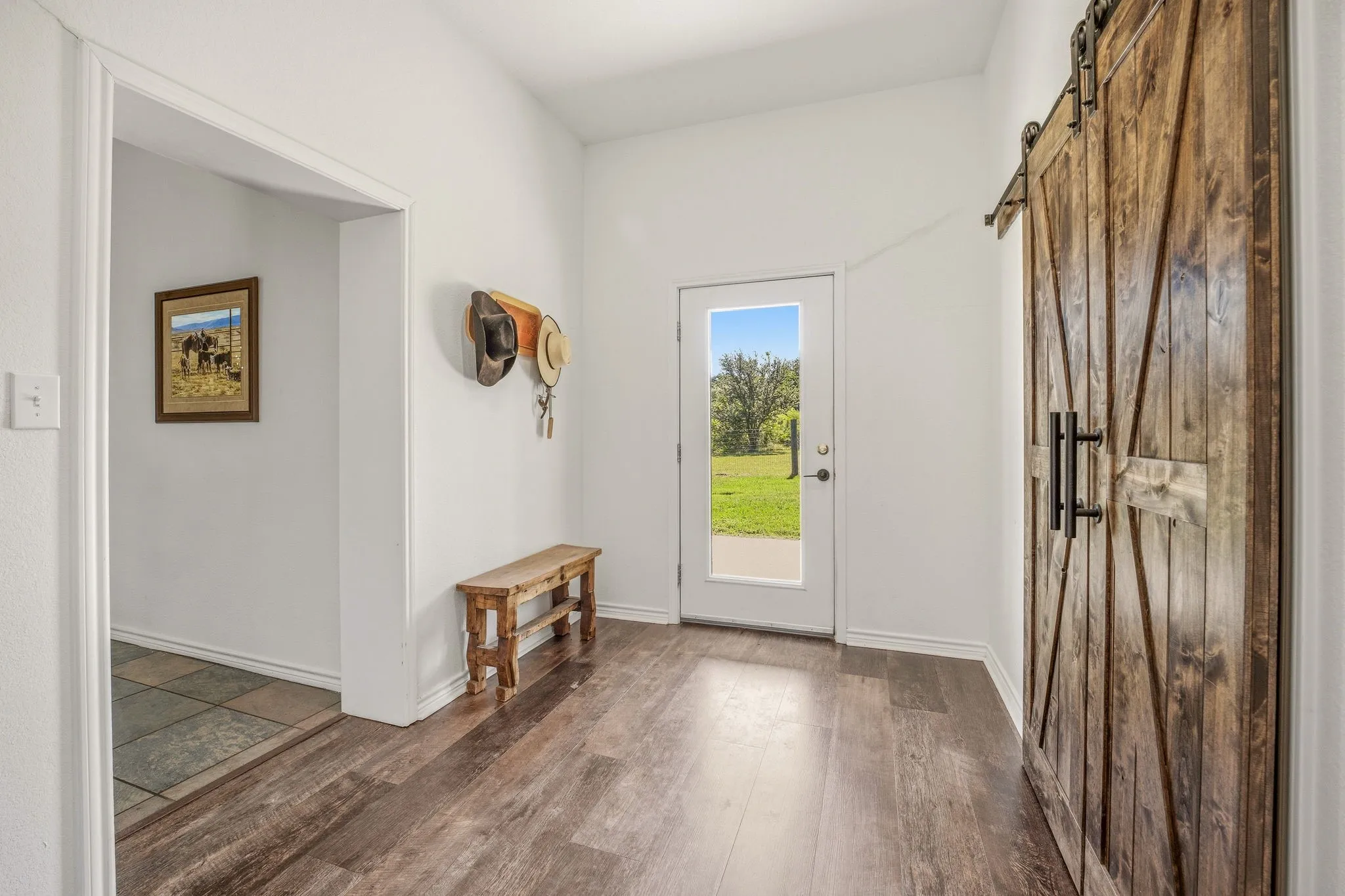 Single Family Residence For Sale in Erath County , 1015 County Road 134, Stephenville, Texas 76401, 3 Bedroom, 3 Bathroom, Garage spaces, 2,822 Sqft, built in 1999, Price $1,399,900, mls#21289998, Real Estate Agent in Stephenville, Homes For Sale in Erath county, Homes For Sale in Stephenville, Realtor in Stephenville Texas, Real Estate Brokerage Independent Realty Texas, Luminita Cordes Realtor