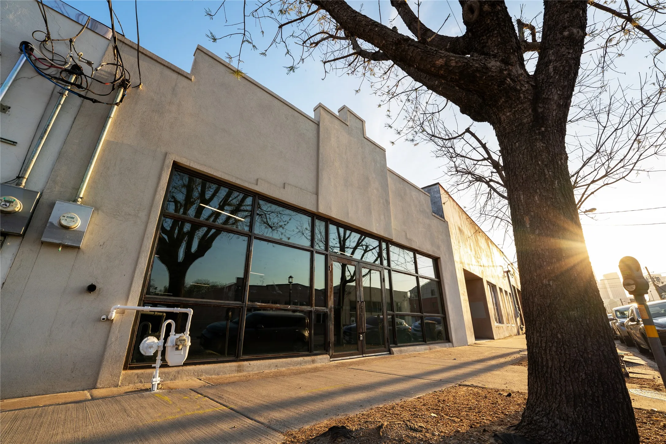Retail For Sale in Dallas County , 3012 Commerce Street, Dallas, Texas 75226, 0, 0, Garage spaces, 0 Sqft, built in 1946, Price $1,600,000, mls#21290510, Real Estate Agent in Dallas, Homes For Sale in Dallas county, Homes For Sale in Dallas, Realtor in Dallas Texas, Real Estate Brokerage Independent Realty Texas, Luminita Cordes Realtor