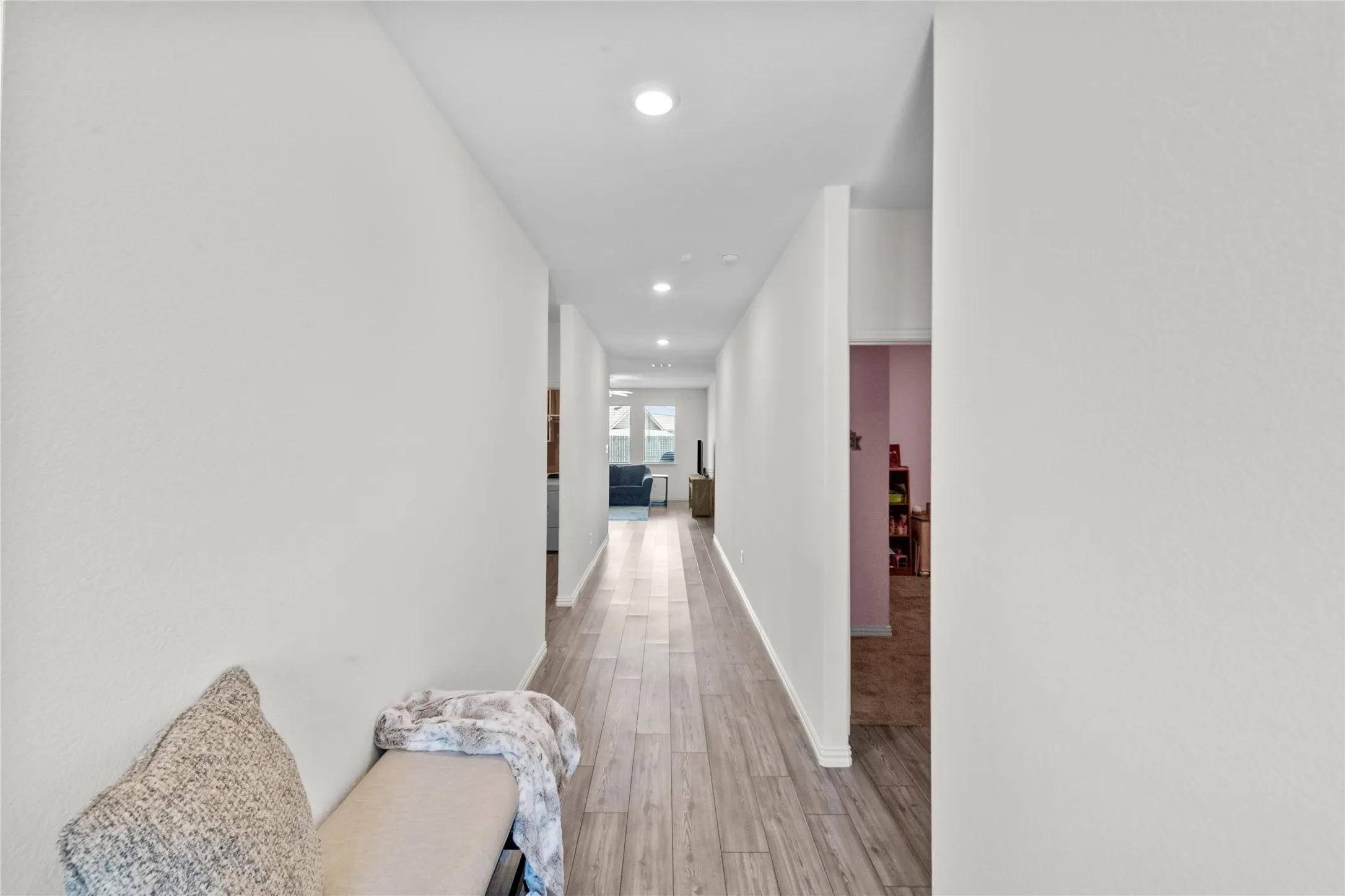 Single Family Residence For Sale in Tarrant County , 6912 Waterloo Lane, Fort Worth, Texas 76179, 4 Bedroom, 2 Bathroom, 2 Garage spaces, 1,924 Sqft, built in 2021, mls#21291502, Real Estate Agent in Fort Worth, Homes For Sale in Tarrant county, Homes For Sale in Fort Worth, Realtor in Fort Worth Texas, Real Estate Brokerage Independent Realty Texas, Luminita Cordes Realtor