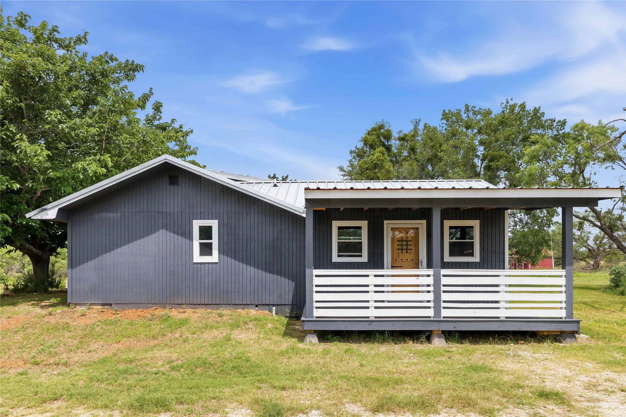 Single Family Residence For Sale in Brown County , 14001 Highway 377 S, Brookesmith, Texas 76827, 3 Bedrooms, 3 Bathrooms, Garage spaces, 2,708 Sqft, built in 1991, Price $465,000, mls#21291505, Real Estate Agent in Brookesmith, Homes For Sale in Brown county, Homes For Sale in Brookesmith, Realtor in Brookesmith Texas, Real Estate Brokerage Independent Realty Texas, Luminita Cordes Realtor