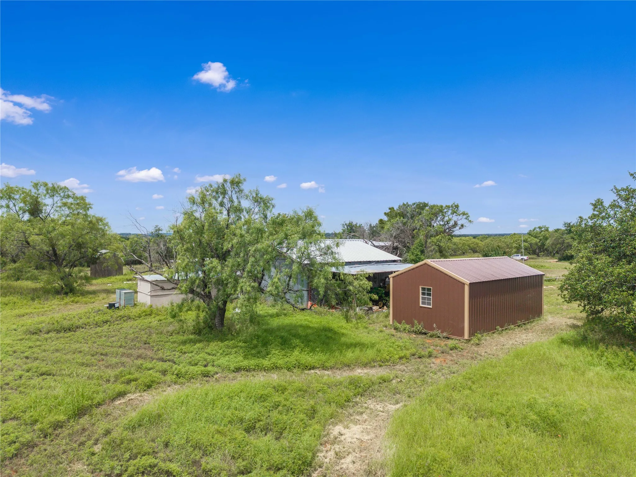 Single Family Residence For Sale in Brown County , 14001 Highway 377 S, Brookesmith, Texas 76827, 3 Bedrooms, 3 Bathrooms, Garage spaces, 2,708 Sqft, built in 1991, Price $465,000, mls#21291505, Real Estate Agent in Brookesmith, Homes For Sale in Brown county, Homes For Sale in Brookesmith, Realtor in Brookesmith Texas, Real Estate Brokerage Independent Realty Texas, Luminita Cordes Realtor
