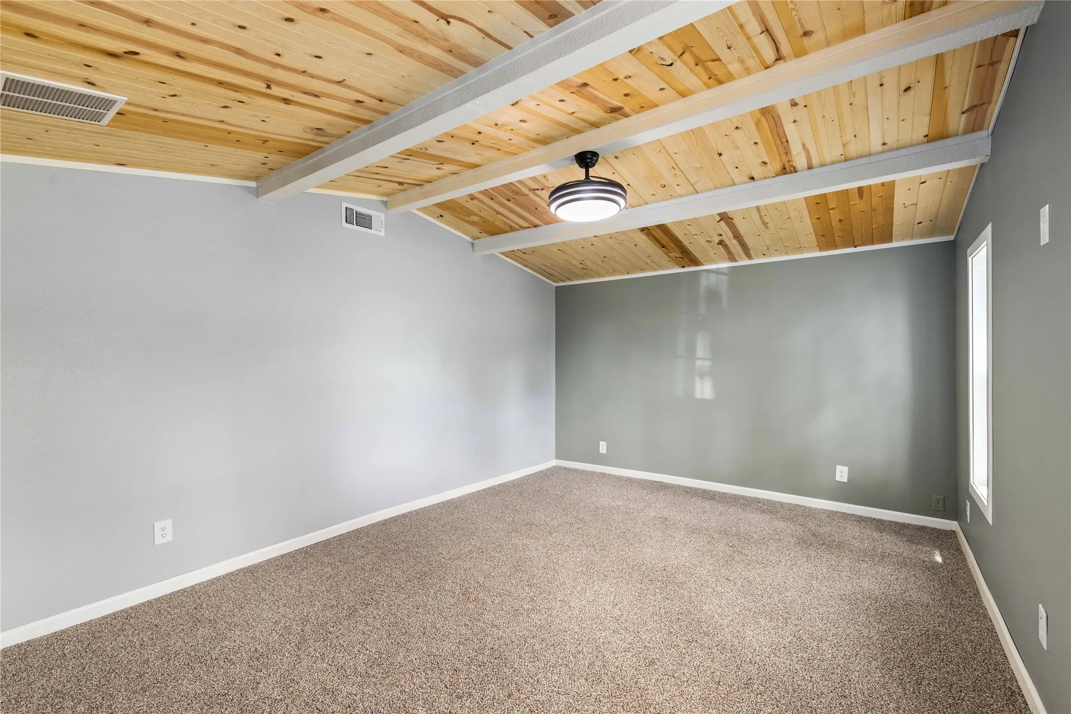 Single Family Residence For Sale in Brown County , 14001 Highway 377 S, Brookesmith, Texas 76827, 3 Bedrooms, 3 Bathrooms, Garage spaces, 2,708 Sqft, built in 1991, Price $465,000, mls#21291505, Real Estate Agent in Brookesmith, Homes For Sale in Brown county, Homes For Sale in Brookesmith, Realtor in Brookesmith Texas, Real Estate Brokerage Independent Realty Texas, Luminita Cordes Realtor