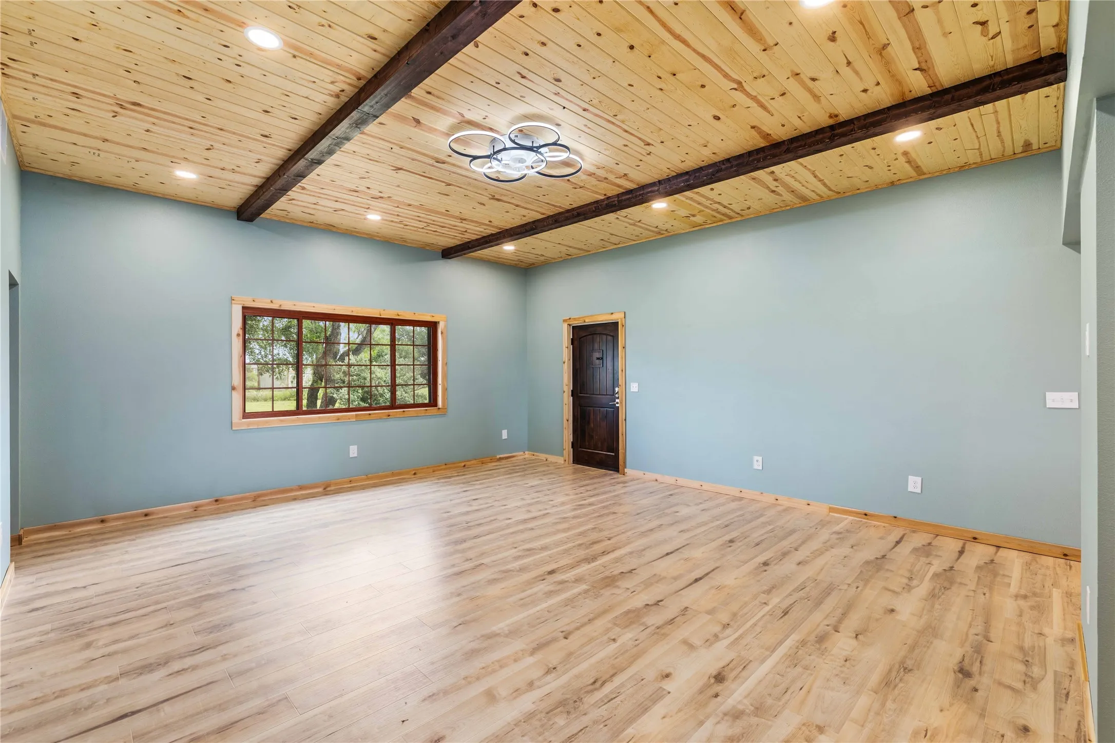 Single Family Residence For Sale in Brown County , 14001 Highway 377 S, Brookesmith, Texas 76827, 3 Bedrooms, 3 Bathrooms, Garage spaces, 2,708 Sqft, built in 1991, Price $465,000, mls#21291505, Real Estate Agent in Brookesmith, Homes For Sale in Brown county, Homes For Sale in Brookesmith, Realtor in Brookesmith Texas, Real Estate Brokerage Independent Realty Texas, Luminita Cordes Realtor