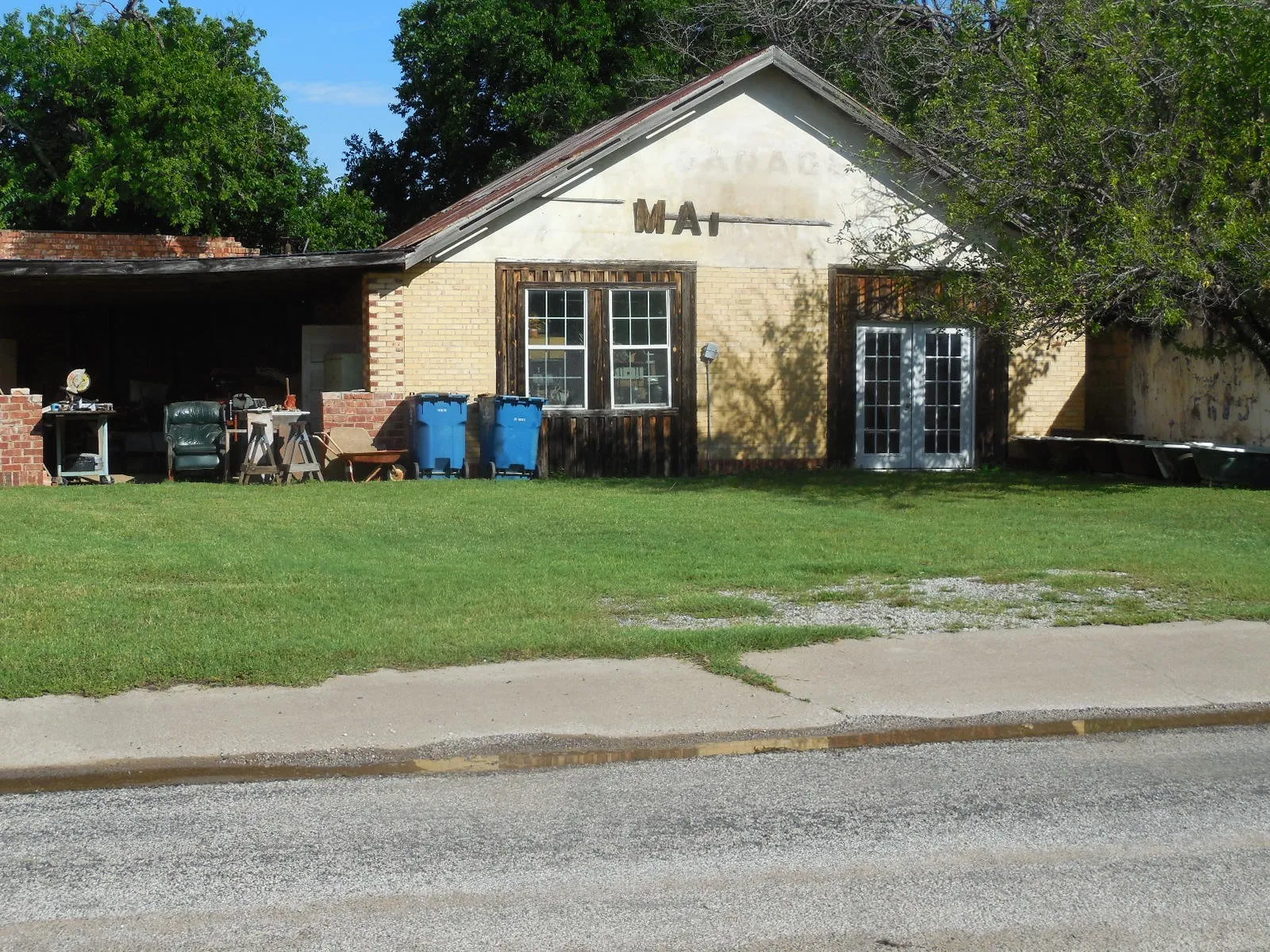 Business For Sale in Eastland County , 203 N Austin Street, Ranger, Texas 76470, 0, 0, Garage spaces, 0 Sqft, built in 1940, Price $70,000, mls#21291504, Real Estate Agent in Ranger, Homes For Sale in Eastland county, Homes For Sale in Ranger, Realtor in Ranger Texas, Real Estate Brokerage Independent Realty Texas, Luminita Cordes Realtor