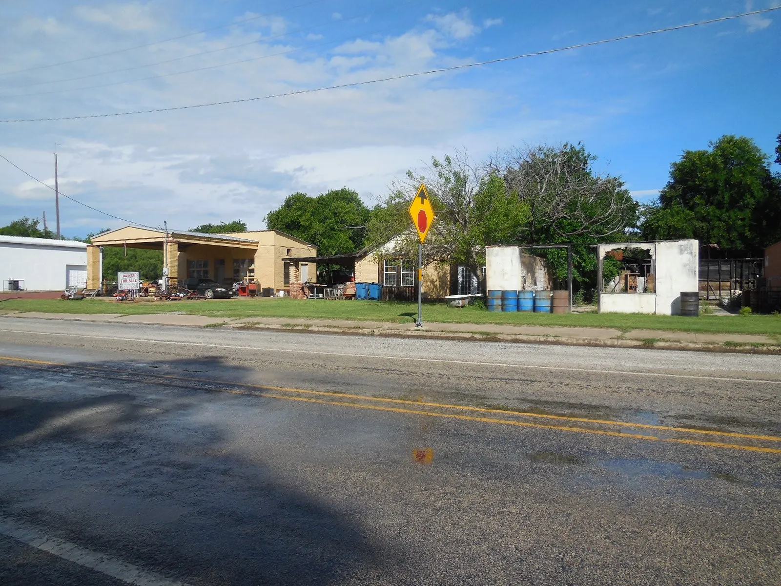 Business For Sale in Eastland County , 203 N Austin Street, Ranger, Texas 76470, 0, 0, Garage spaces, 0 Sqft, built in 1940, Price $70,000, mls#21291504, Real Estate Agent in Ranger, Homes For Sale in Eastland county, Homes For Sale in Ranger, Realtor in Ranger Texas, Real Estate Brokerage Independent Realty Texas, Luminita Cordes Realtor
