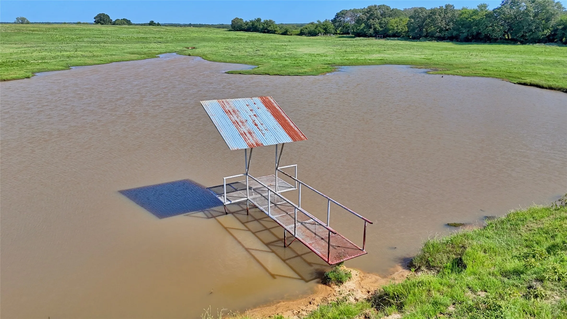 Farm For Sale in Montague County , 8752 Fm 1749, Sunset, Texas 76270, 3 Bedroom, 3 Bathroom, Garage spaces, 2,264 Sqft, built in 1973, mls#21291511, Real Estate Agent in Sunset, Homes For Sale in Montague county, Homes For Sale in Sunset, Realtor in Sunset Texas, Real Estate Brokerage Independent Realty Texas, Luminita Cordes Realtor