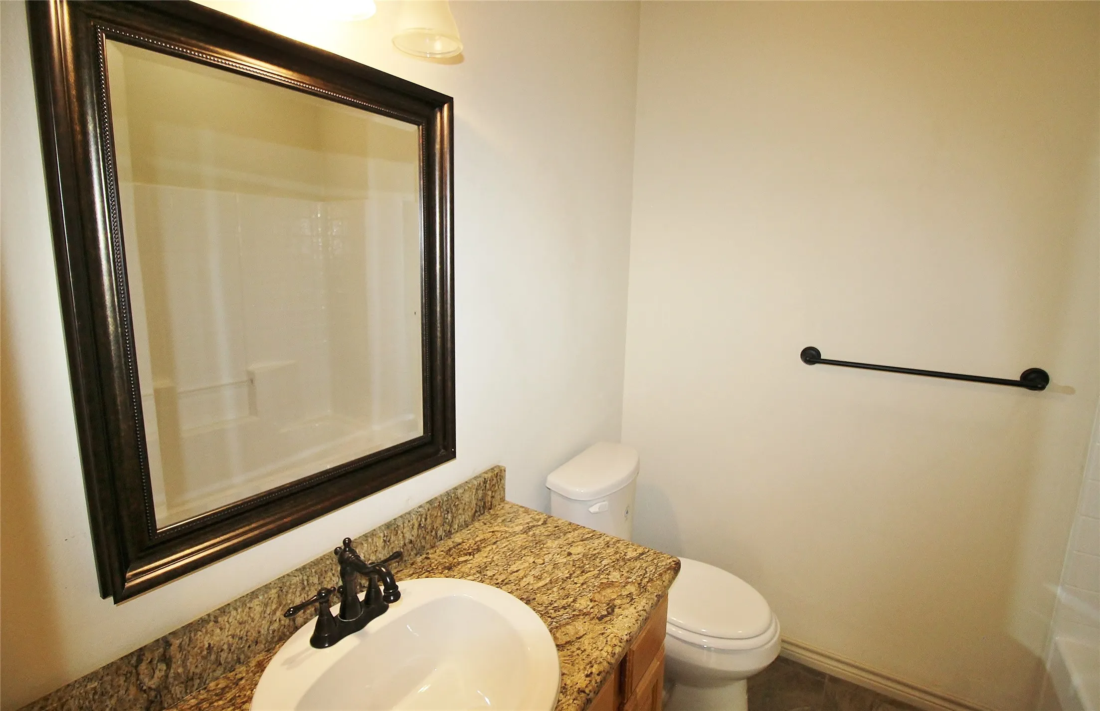 Duplex For Rent in Kaufman County , 112 Bridle Court, Mabank, Texas 75143, 2 Bedroom, 2 Bathroom, 1 Garage spaces, 1,145 Sqft, built in 2016, mls#21291546, Real Estate Agent in Mabank, Homes For Rent in Kaufman county, Homes For Rent in Mabank, Realtor in Mabank Texas, Real Estate Brokerage Independent Realty Texas, Luminita Cordes Realtor