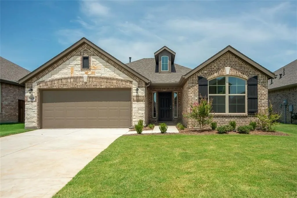 Single Family Residence For Rent in Denton County , 1829 Meadow Trail Lane, Aubrey, Texas 76227, 3 Bedroom, 2 Bathroom, 2 Garage spaces, 1,711 Sqft, built in 2019, mls#21291559, Real Estate Agent in Aubrey, Homes For Rent in Denton county, Homes For Rent in Aubrey, Realtor in Aubrey Texas, Real Estate Brokerage Independent Realty Texas, Luminita Cordes Realtor