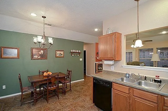 Single Family Residence For Rent in Dallas County , 3112 Fairfield Drive, Grand Prairie, Texas 75052, 3 Bedroom, 2 Bathroom, 2 Garage spaces, 1,211 Sqft, built in 1998, mls#21291567, Real Estate Agent in Grand Prairie, Homes For Rent in Dallas county, Homes For Rent in Grand Prairie, Realtor in Grand Prairie Texas, Real Estate Brokerage Independent Realty Texas, Luminita Cordes Realtor