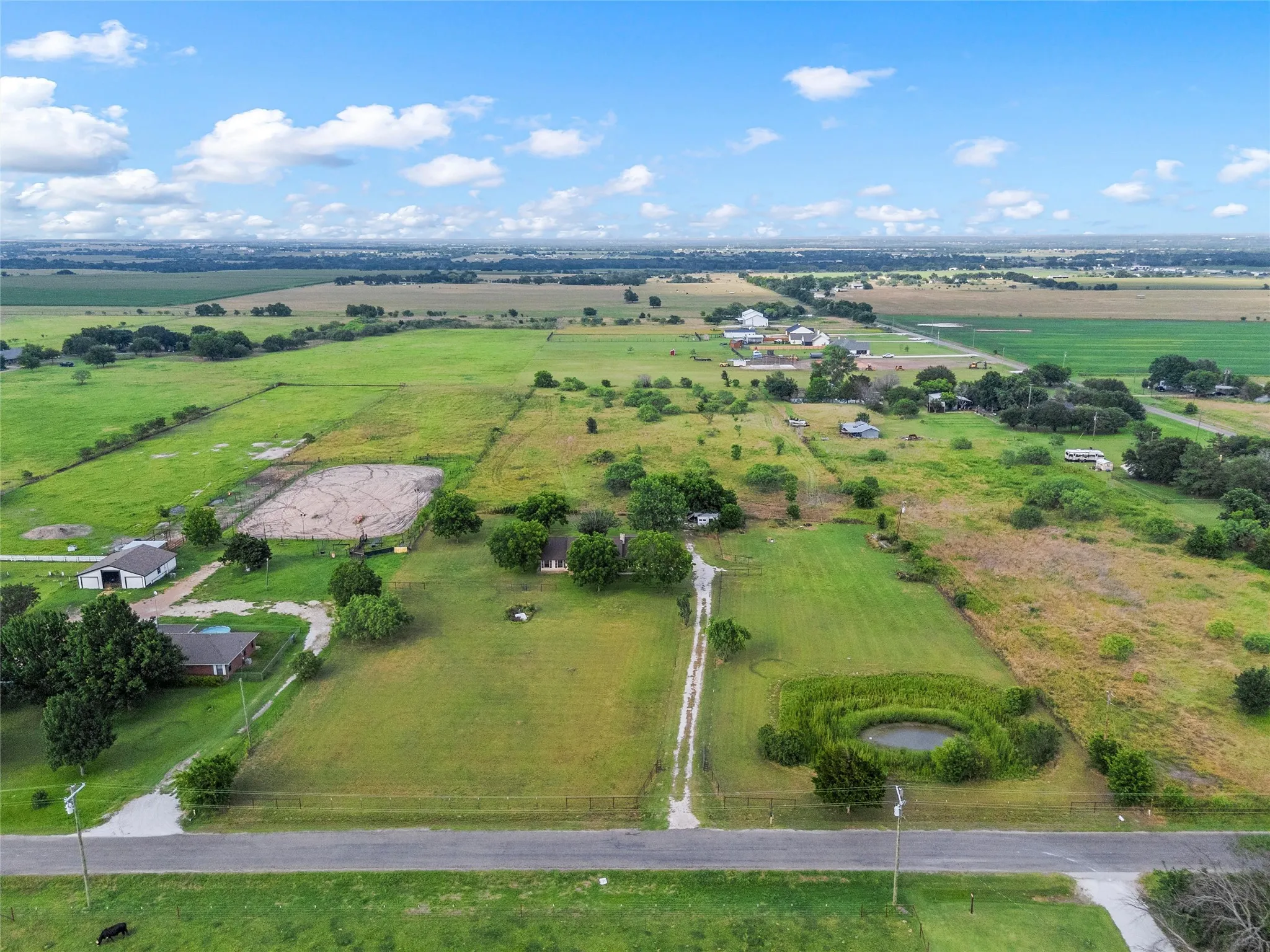 Single Family Residence For Sale in Mc Lennan County , 188 N Baese Road, West, Texas 76691, 3 Bedroom, 2 Bathroom, 2 Garage spaces, 1,832 Sqft, built in 1993, mls#21291517, Real Estate Agent in West, Homes For Sale in Mc Lennan county, Homes For Sale in West, Realtor in West Texas, Real Estate Brokerage Independent Realty Texas, Luminita Cordes Realtor