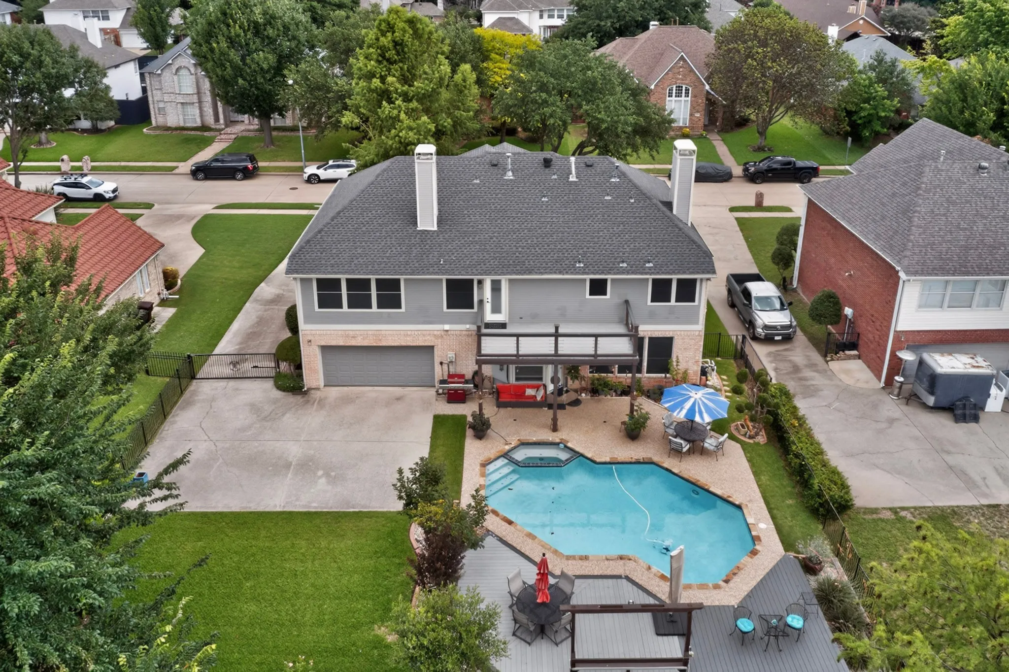 Single Family Residence For Sale in Collin County , 712 Water Oak Drive, Plano, Texas 75025, 4 Bedroom, 3 Bathroom, 2 Garage spaces, 3,560 Sqft, built in 1991, mls#21291585, Real Estate Agent in Plano, Homes For Sale in Collin county, Homes For Sale in Plano, Realtor in Plano Texas, Real Estate Brokerage Independent Realty Texas, Luminita Cordes Realtor