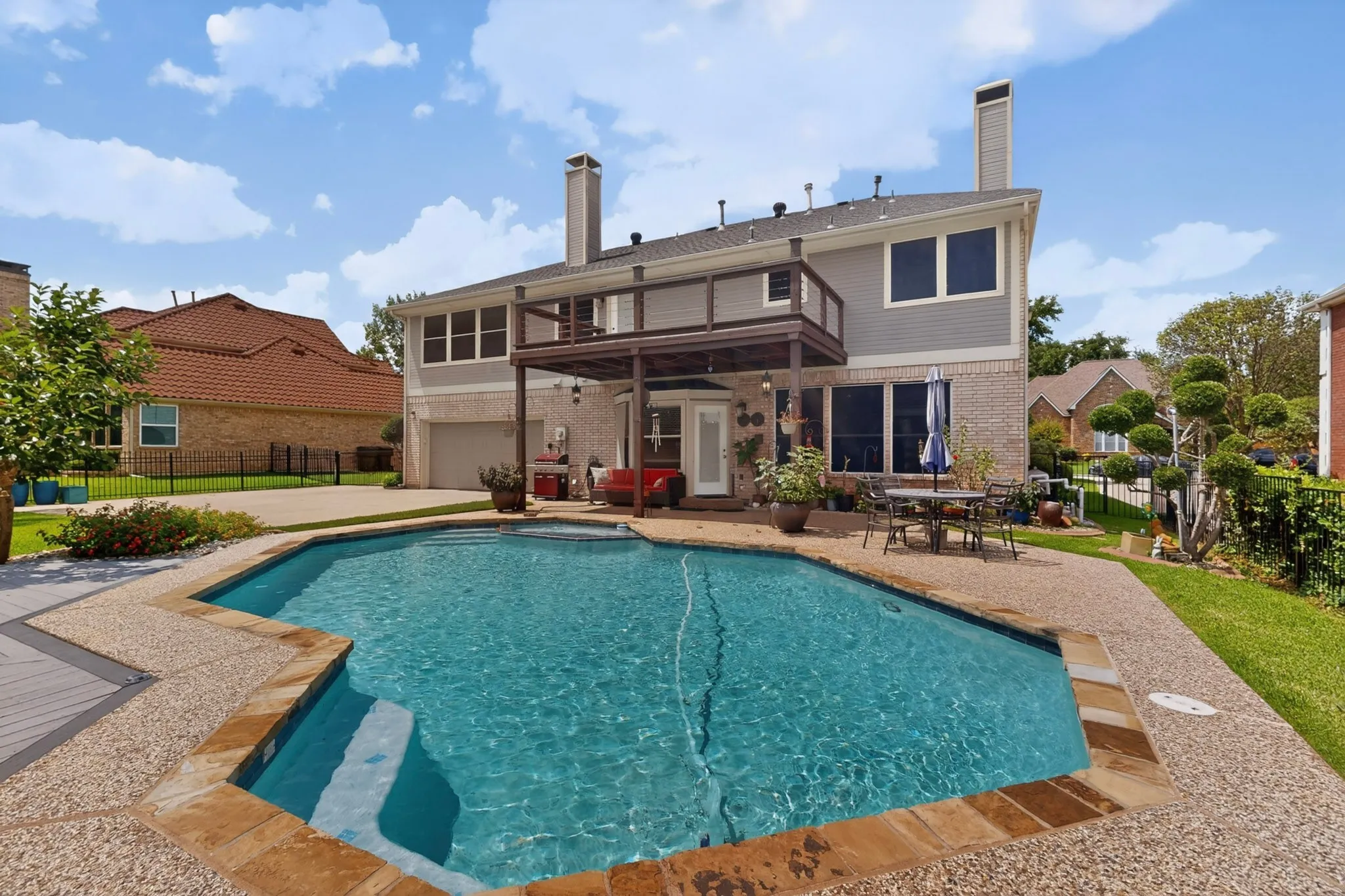 Single Family Residence For Sale in Collin County , 712 Water Oak Drive, Plano, Texas 75025, 4 Bedroom, 3 Bathroom, 2 Garage spaces, 3,560 Sqft, built in 1991, mls#21291585, Real Estate Agent in Plano, Homes For Sale in Collin county, Homes For Sale in Plano, Realtor in Plano Texas, Real Estate Brokerage Independent Realty Texas, Luminita Cordes Realtor