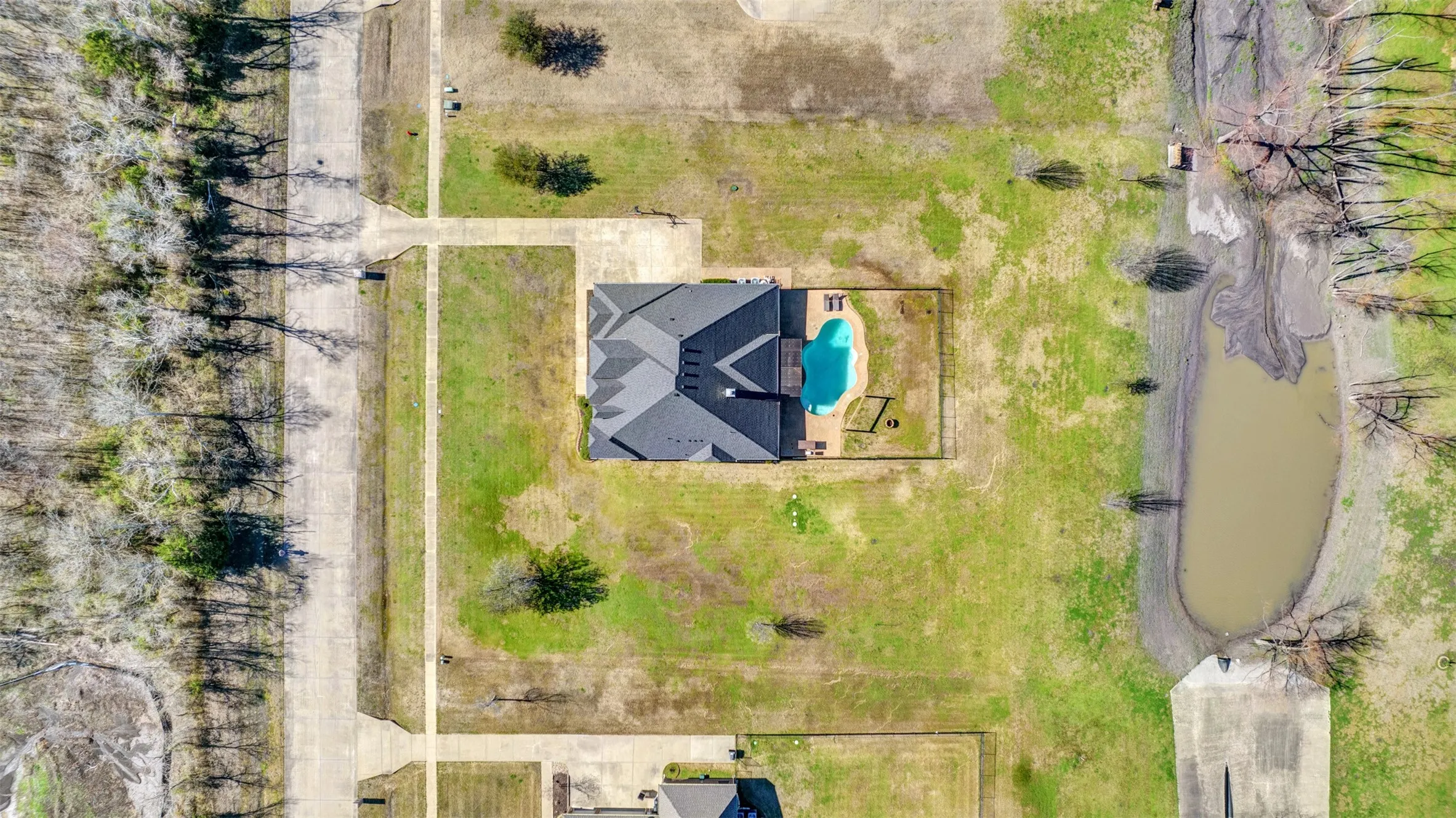 Single Family Residence For Sale in Rockwall County , 8 Chapel Hill Lane, Mclendon Chisholm, Texas 75032, 4 Bedroom, 3 Bathroom, 3 Garage spaces, 3,073 Sqft, built in 2012, mls#21289610, Real Estate Agent in Mclendon Chisholm, Homes For Sale in Rockwall county, Homes For Sale in Mclendon Chisholm, Realtor in Mclendon Chisholm Texas, Real Estate Brokerage Independent Realty Texas, Luminita Cordes Realtor