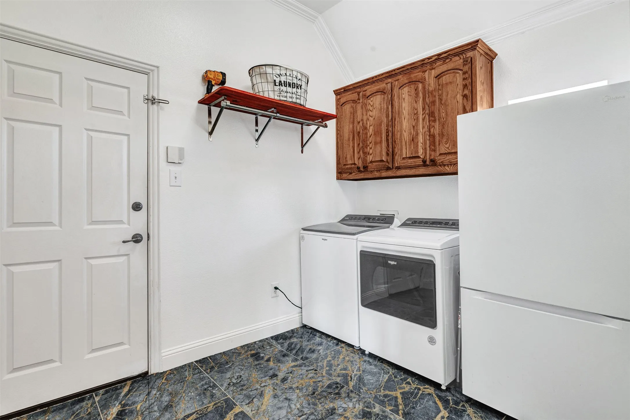 Single Family Residence For Sale in Rockwall County , 8 Chapel Hill Lane, Mclendon Chisholm, Texas 75032, 4 Bedroom, 3 Bathroom, 3 Garage spaces, 3,073 Sqft, built in 2012, mls#21289610, Real Estate Agent in Mclendon Chisholm, Homes For Sale in Rockwall county, Homes For Sale in Mclendon Chisholm, Realtor in Mclendon Chisholm Texas, Real Estate Brokerage Independent Realty Texas, Luminita Cordes Realtor