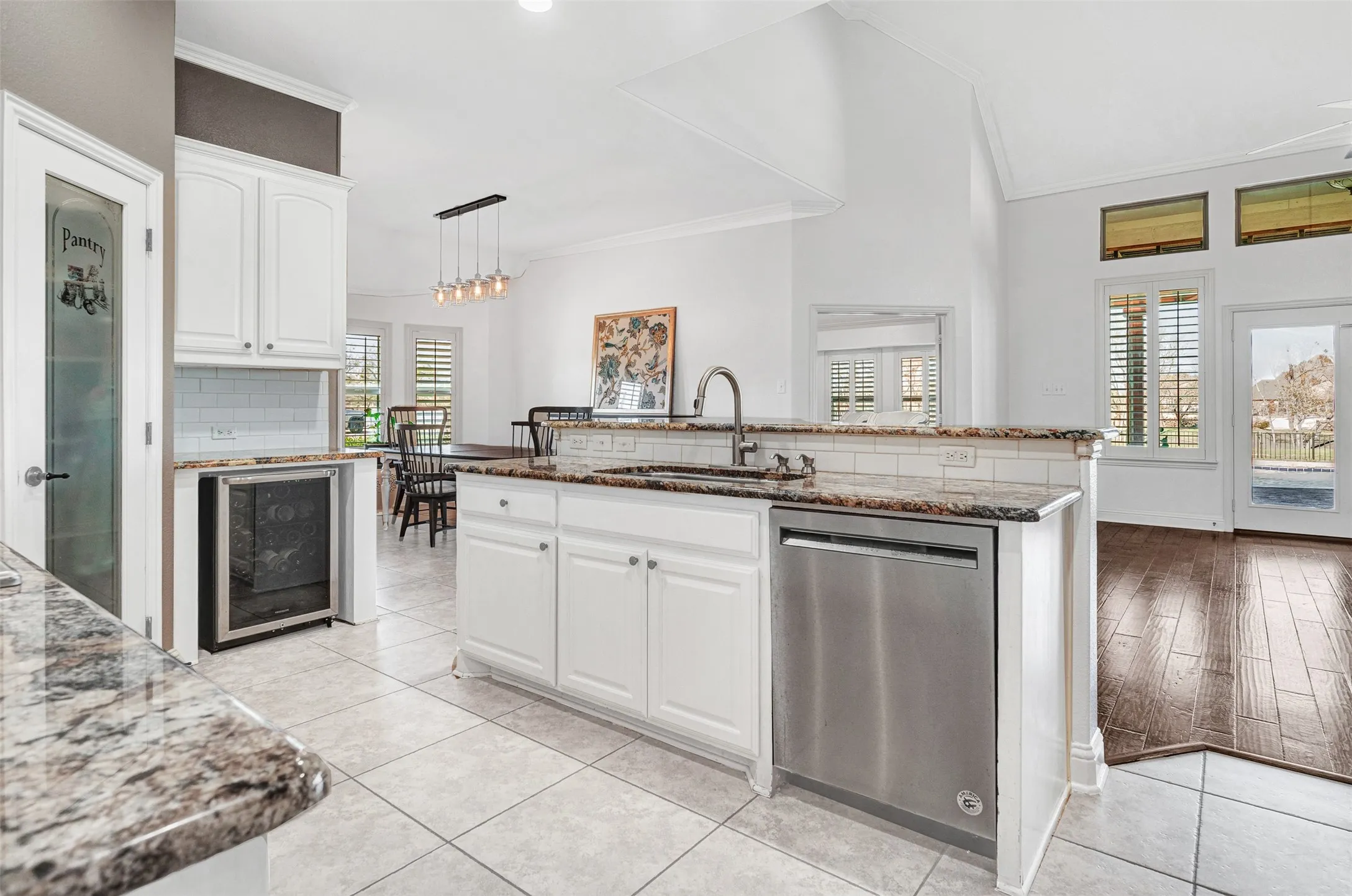 Single Family Residence For Sale in Rockwall County , 8 Chapel Hill Lane, Mclendon Chisholm, Texas 75032, 4 Bedroom, 3 Bathroom, 3 Garage spaces, 3,073 Sqft, built in 2012, mls#21289610, Real Estate Agent in Mclendon Chisholm, Homes For Sale in Rockwall county, Homes For Sale in Mclendon Chisholm, Realtor in Mclendon Chisholm Texas, Real Estate Brokerage Independent Realty Texas, Luminita Cordes Realtor