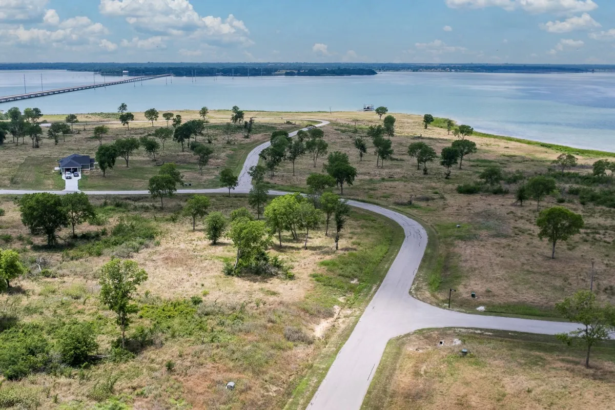 Unimproved Land For Sale in Navarro County , 88 Chambers Bay, Kerens, Texas 75144, 0, 0, Garage spaces, 0 Sqft, built in 0, Price $149,500, mls#21284172, Real Estate Agent in Kerens, Homes For Sale in Navarro county, Homes For Sale in Kerens, Realtor in Kerens Texas, Real Estate Brokerage Independent Realty Texas, Luminita Cordes Realtor