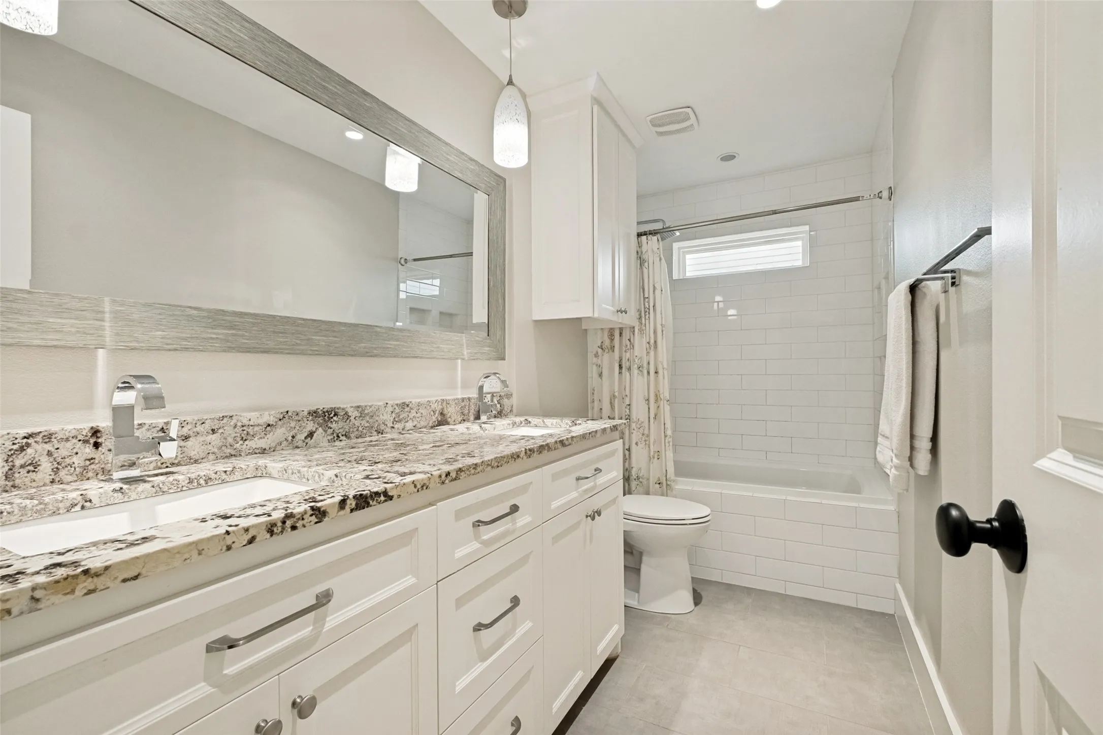 Single Family Residence For Sale in Dallas County , 11 Bunker Hill, Richardson, Texas 75080, 4 Bedroom, 3 Bathroom, 2 Garage spaces, 2,723 Sqft, built in 1974, mls#21289647, Real Estate Agent in Richardson, Homes For Sale in Dallas county, Homes For Sale in Richardson, Realtor in Richardson Texas, Real Estate Brokerage Independent Realty Texas, Luminita Cordes Realtor