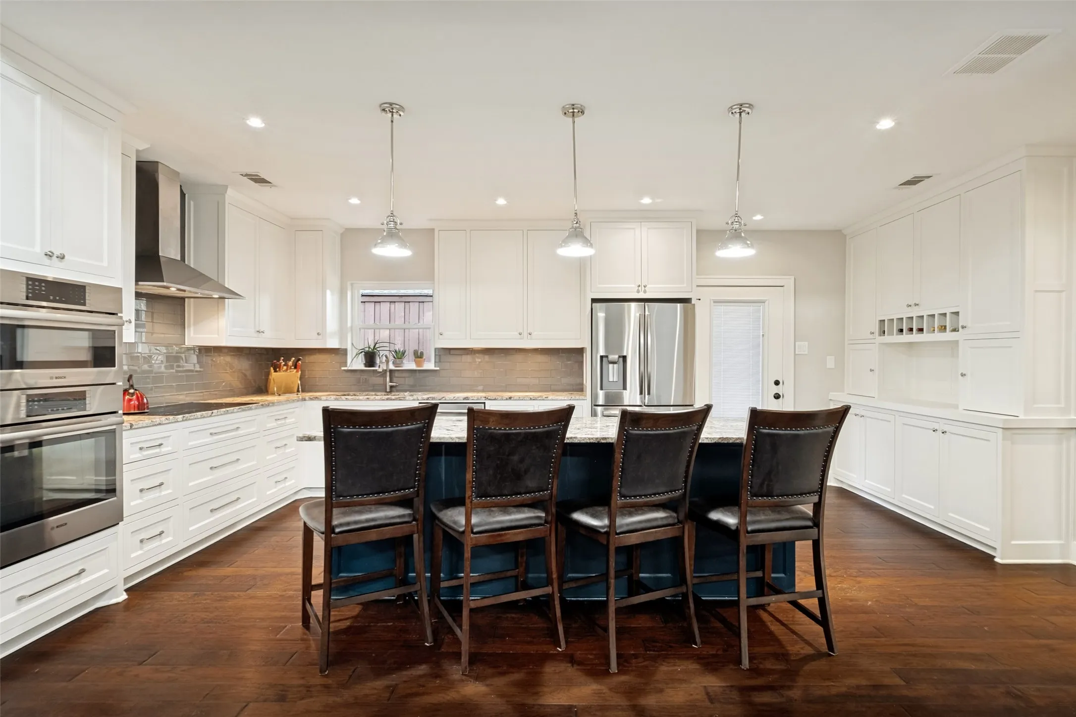 Single Family Residence For Sale in Dallas County , 11 Bunker Hill, Richardson, Texas 75080, 4 Bedroom, 3 Bathroom, 2 Garage spaces, 2,723 Sqft, built in 1974, mls#21289647, Real Estate Agent in Richardson, Homes For Sale in Dallas county, Homes For Sale in Richardson, Realtor in Richardson Texas, Real Estate Brokerage Independent Realty Texas, Luminita Cordes Realtor