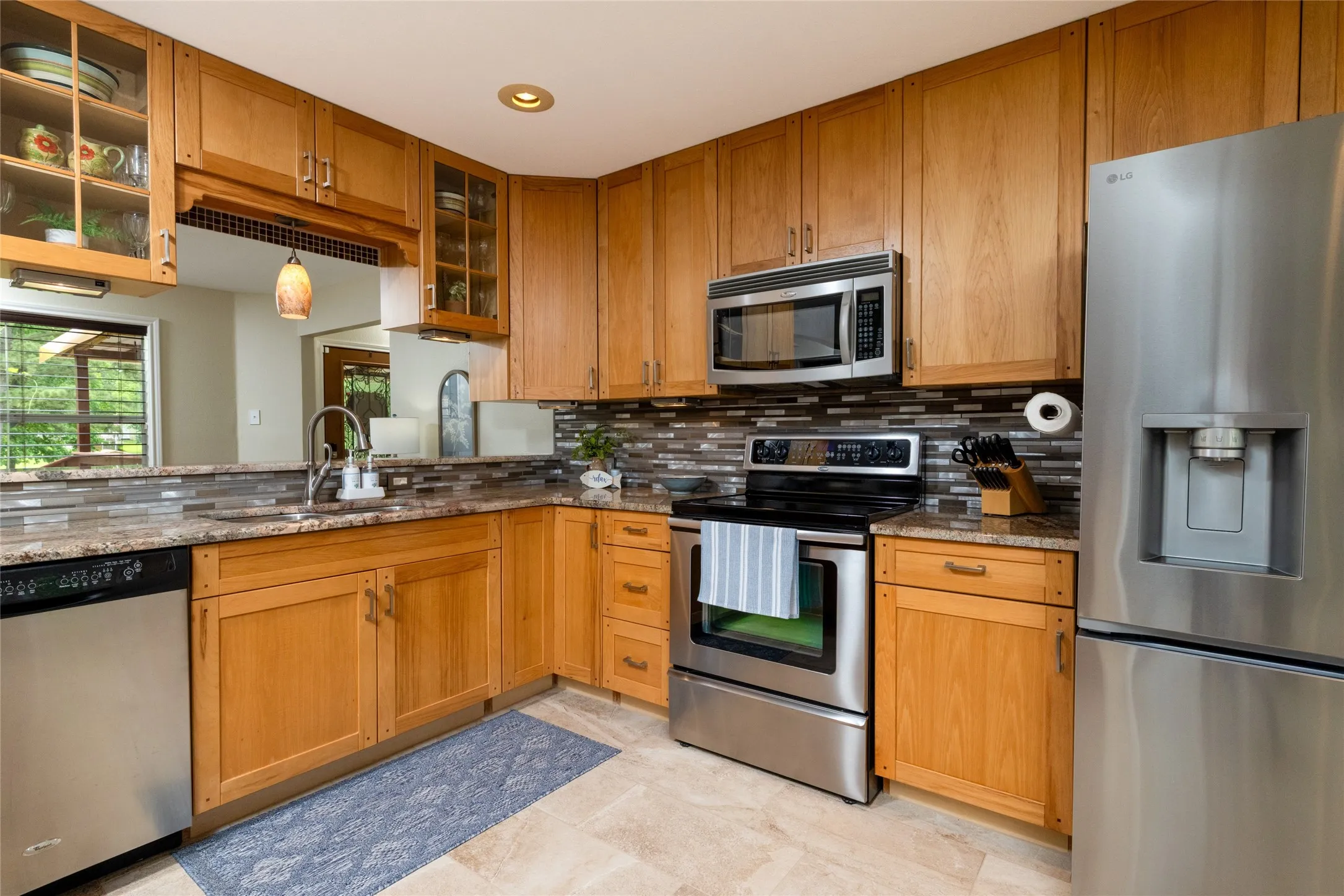 Single Family Residence For Sale in Henderson County , 313 Sundown Trail, Tool, Texas 75143, 4 Bedroom, 3 Bathroom, 1 Garage spaces, 2,443 Sqft, built in 1972, mls#21288389, Real Estate Agent in Tool, Homes For Sale in Henderson county, Homes For Sale in Tool, Realtor in Tool Texas, Real Estate Brokerage Independent Realty Texas, Luminita Cordes Realtor
